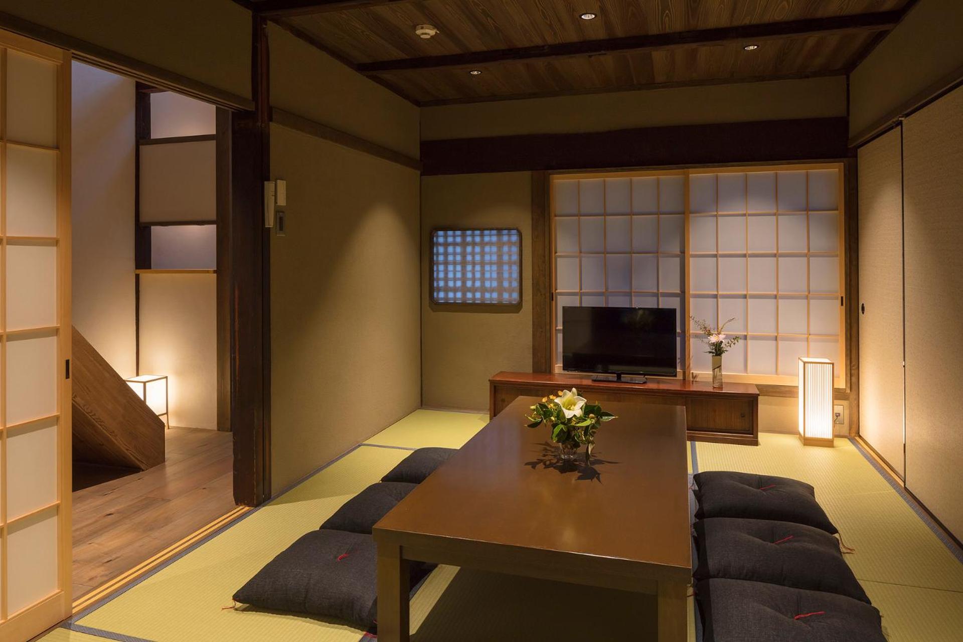 Sumitsugu Machiya House view 3