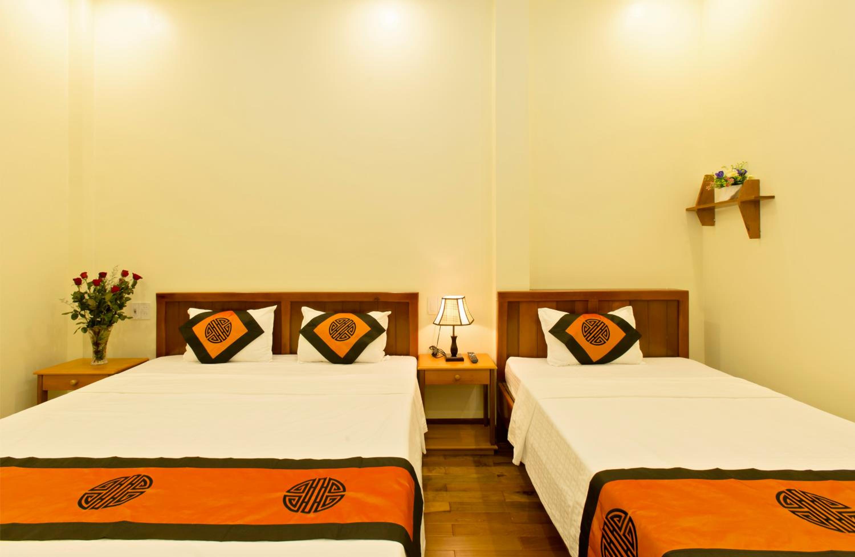 Qua Cam Tim Homestay