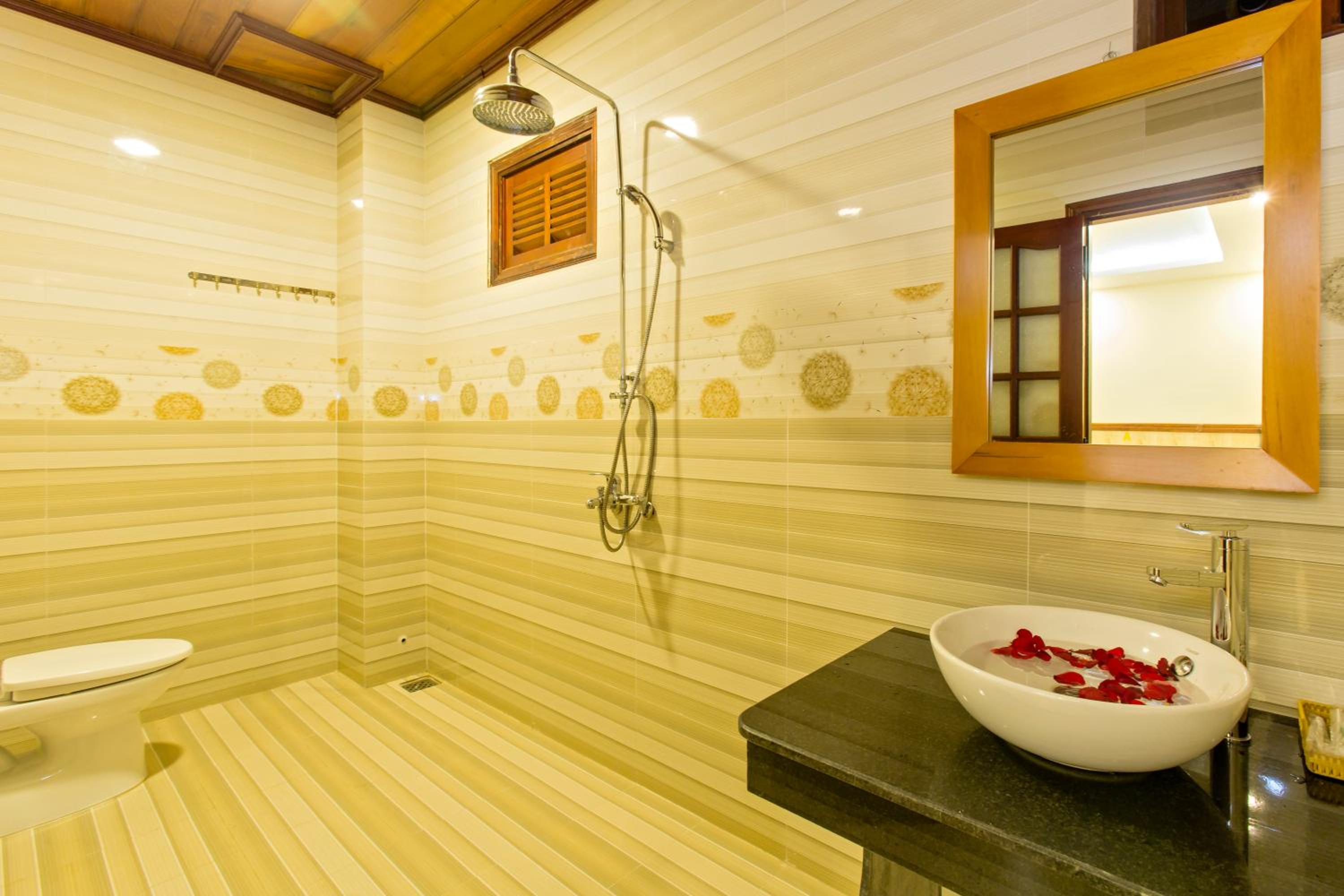 Qua Cam Tim Homestay