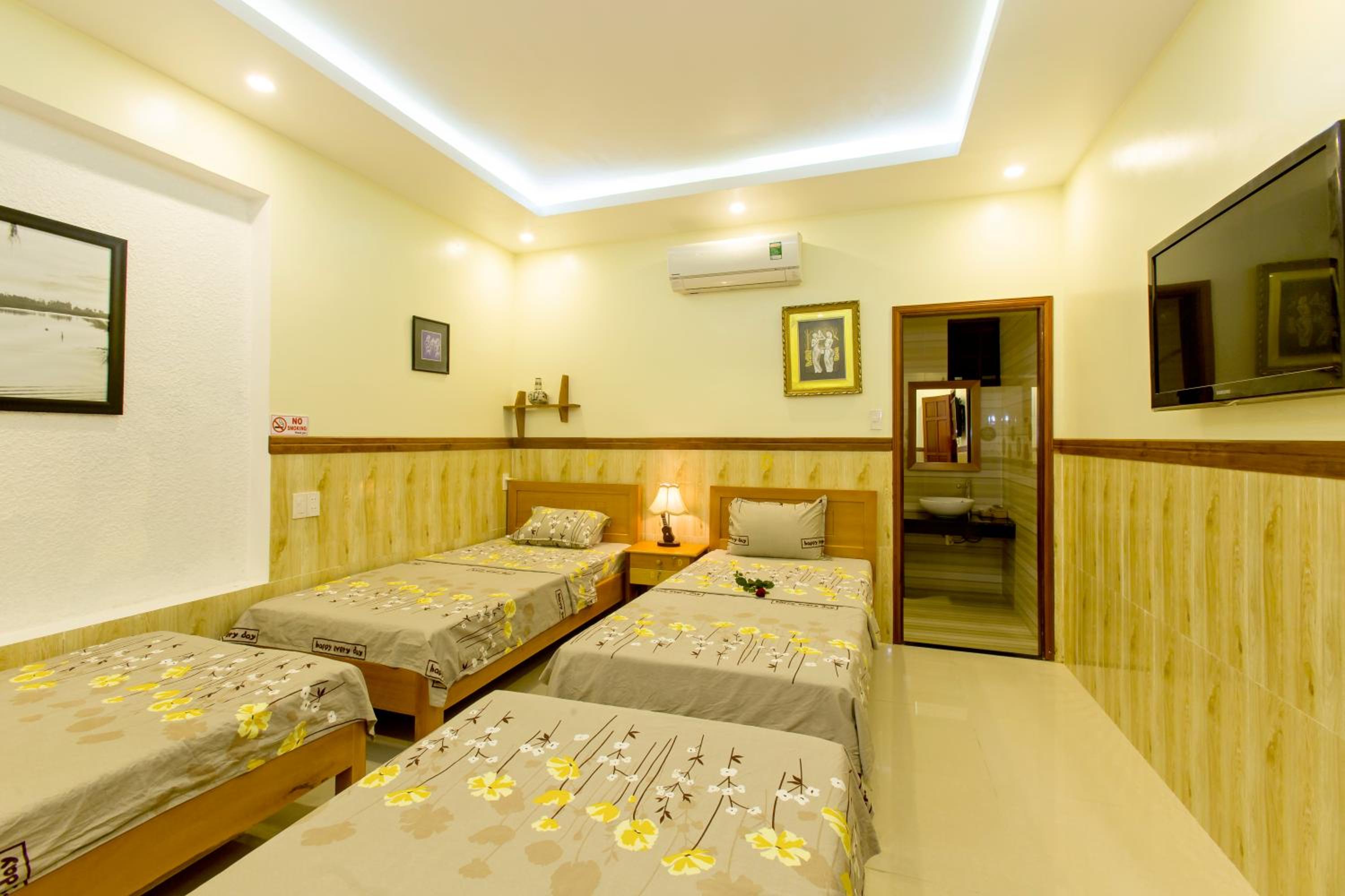 Qua Cam Tim Homestay