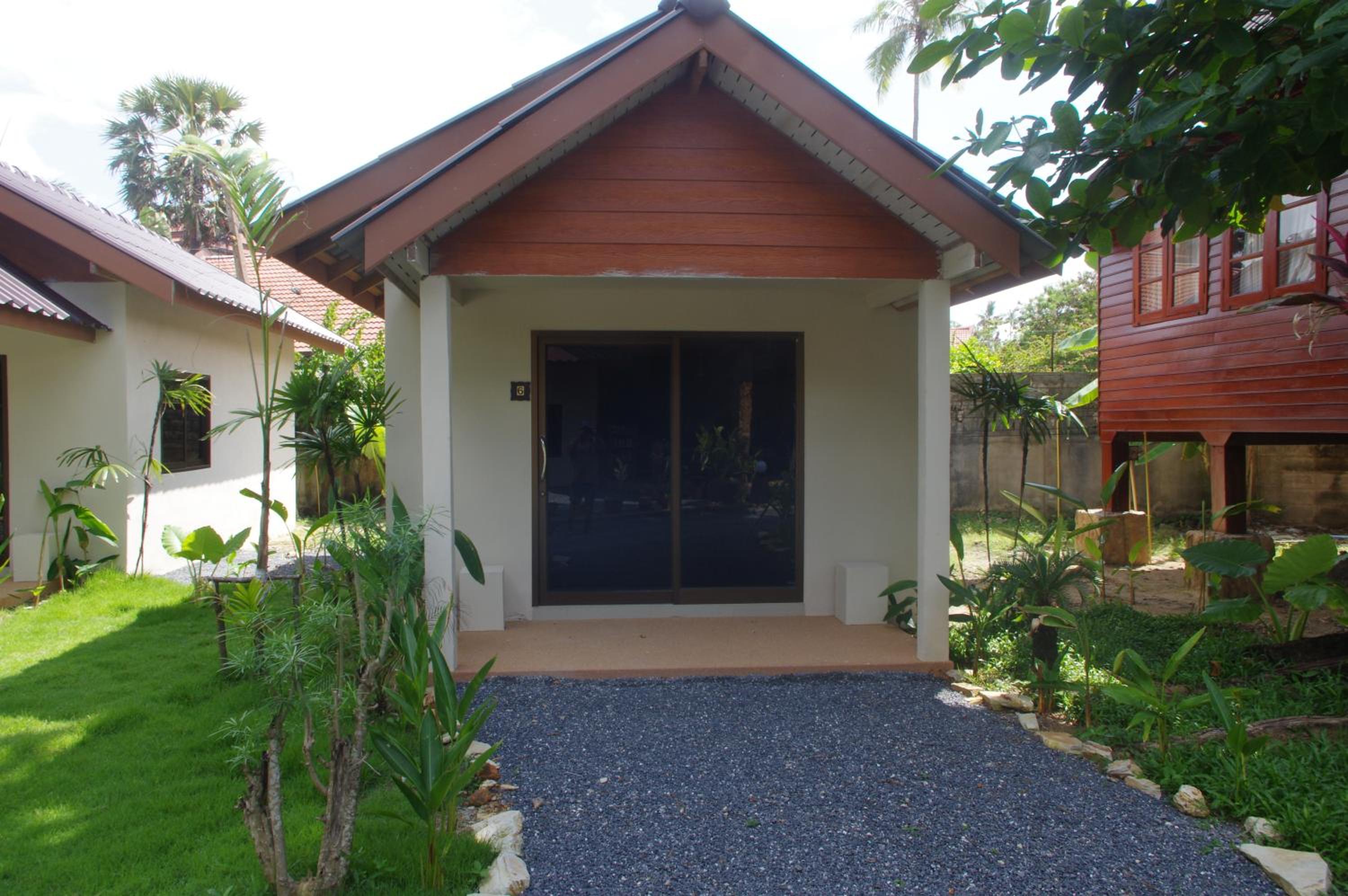 Thai House Beach Resort