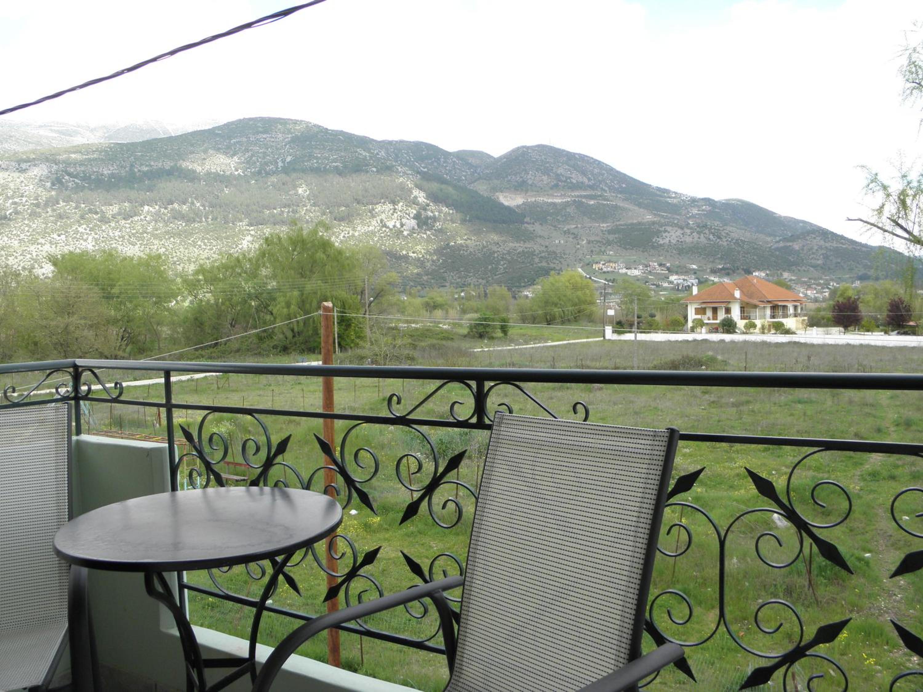 Tsironis Guesthouse