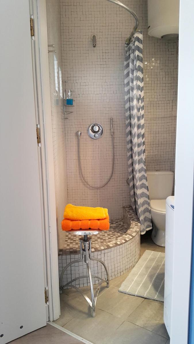 BlueGrayOrange view 4