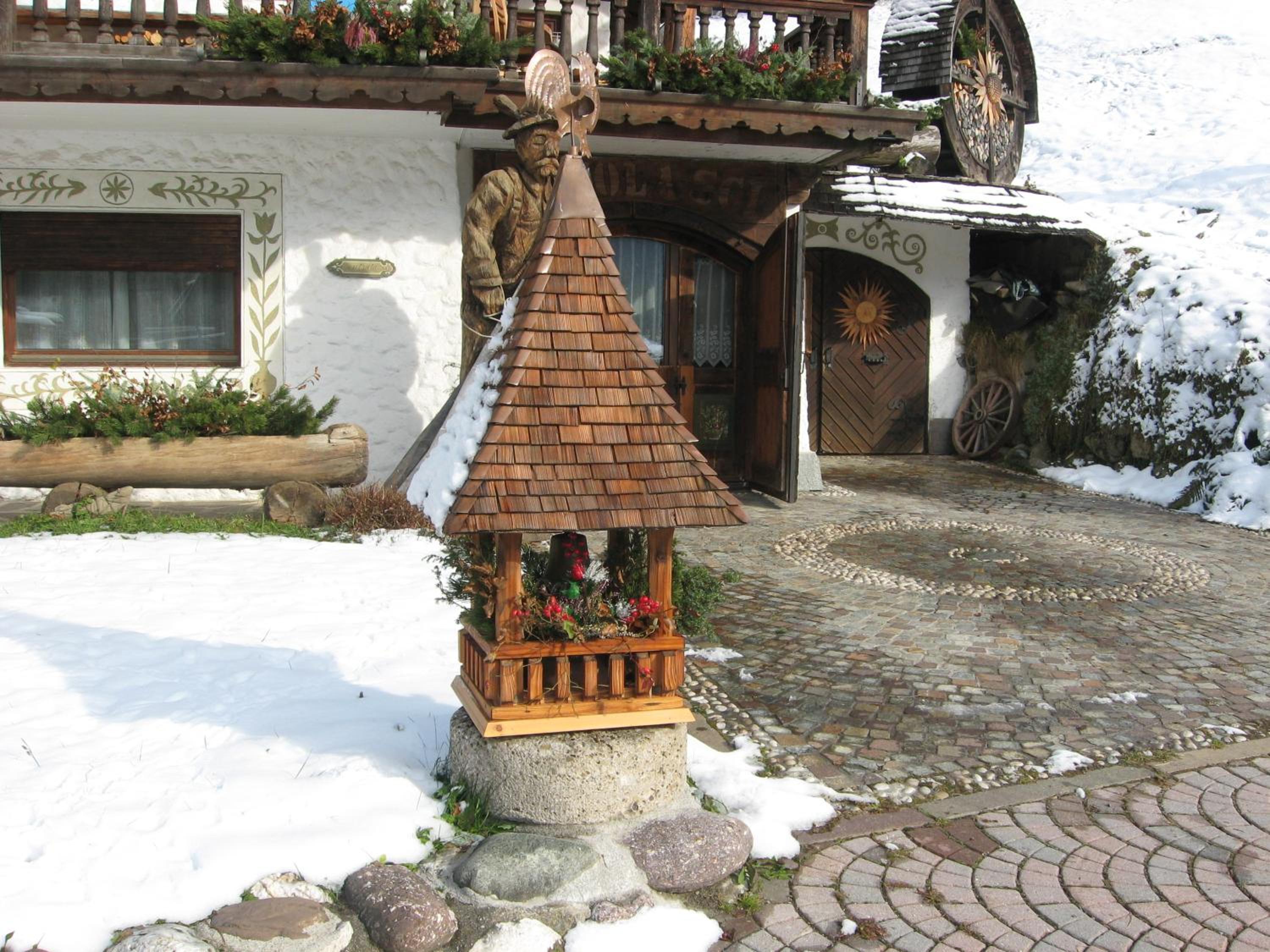Photo 6