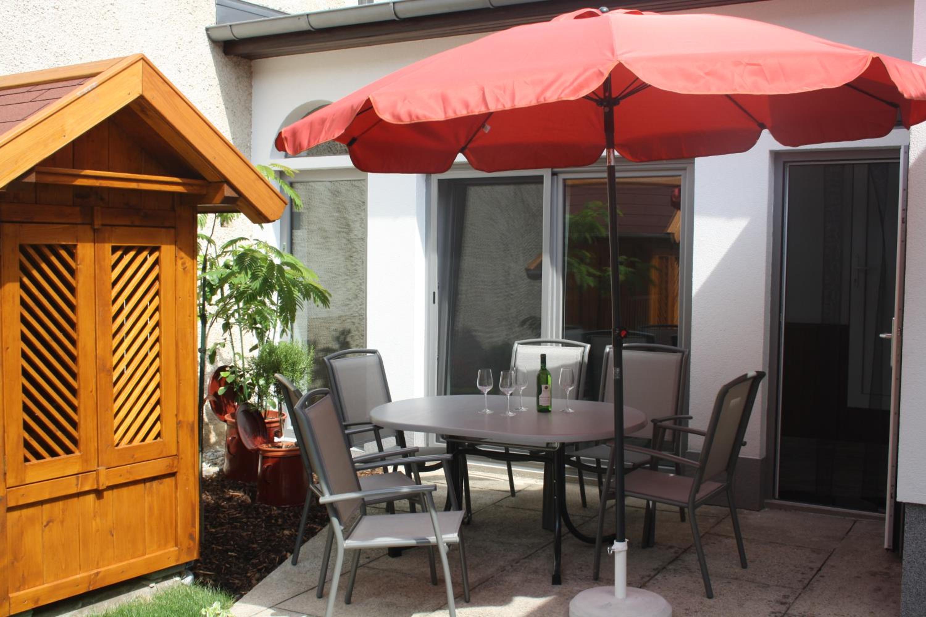 Zur Weinlaube