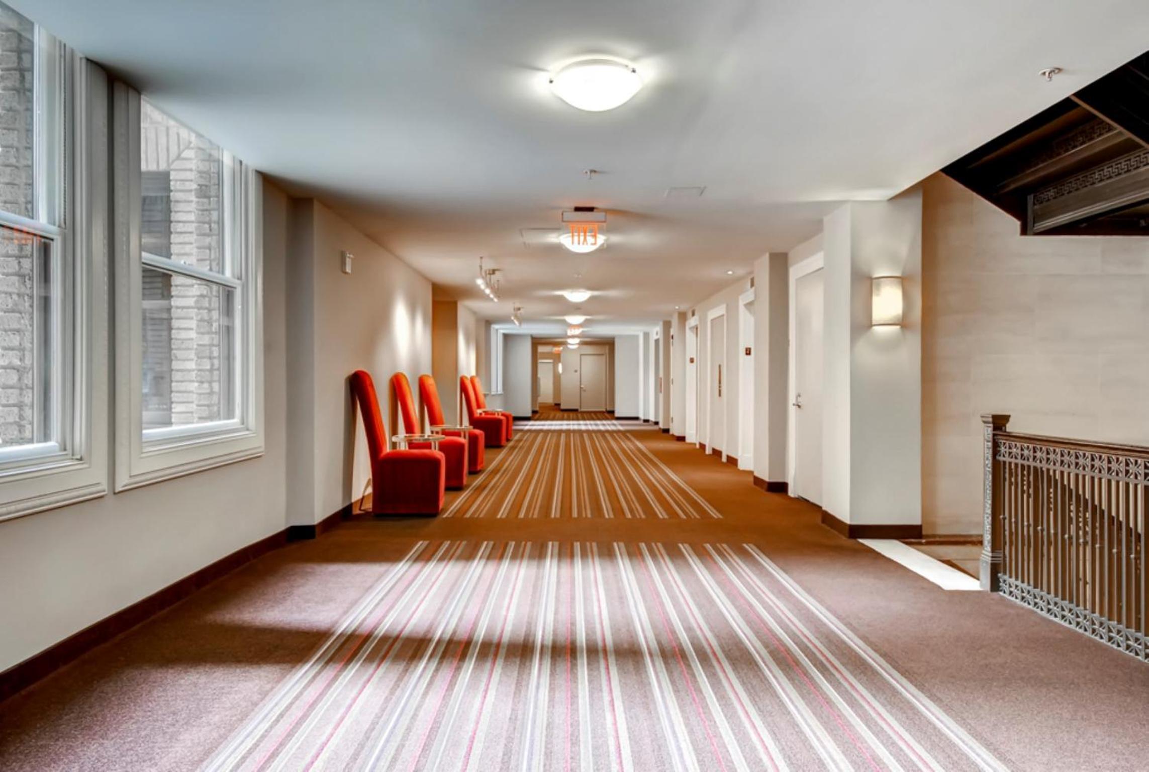 Global Luxury Suites at The White House