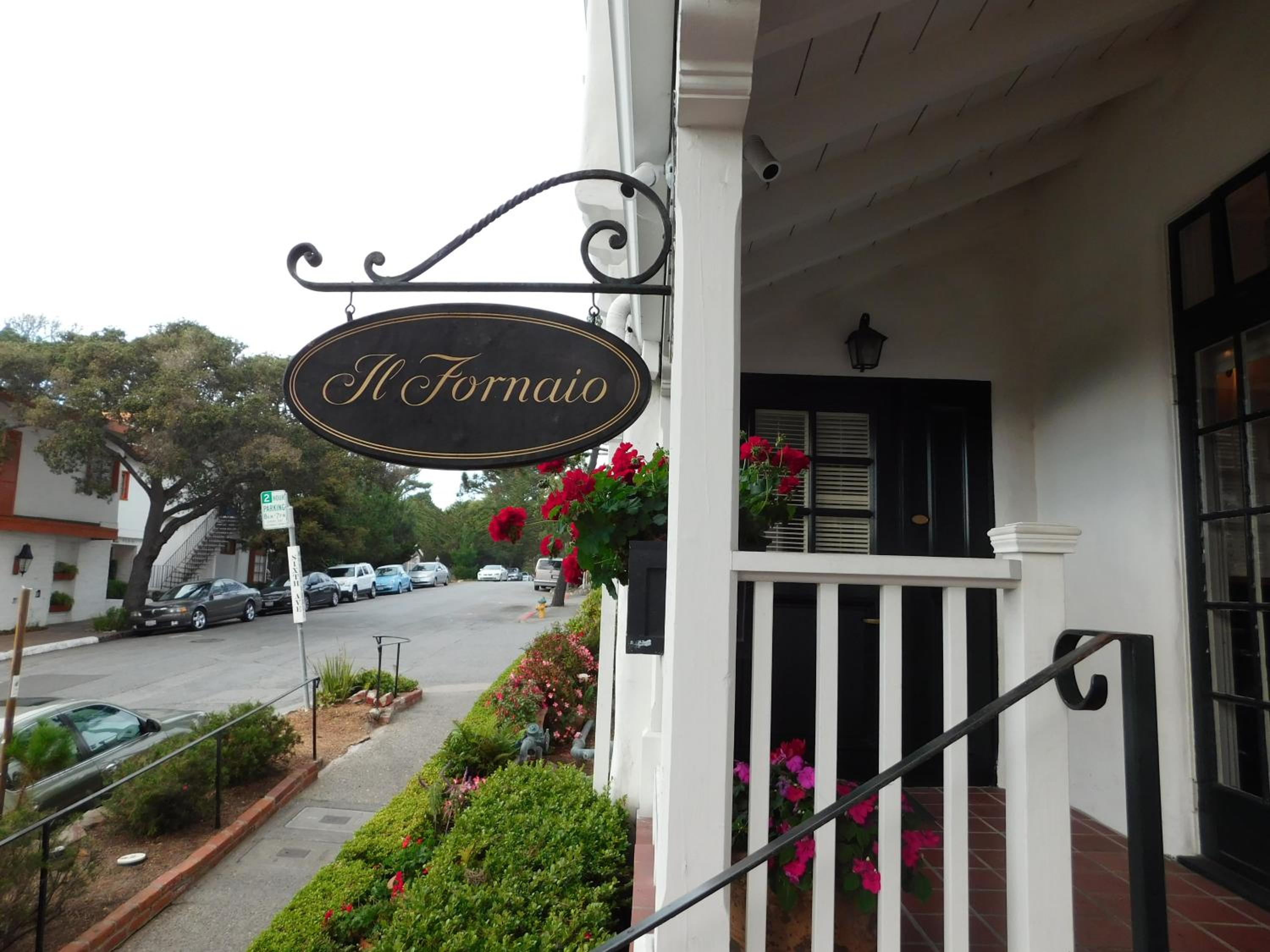 Pine Inn - Carmel