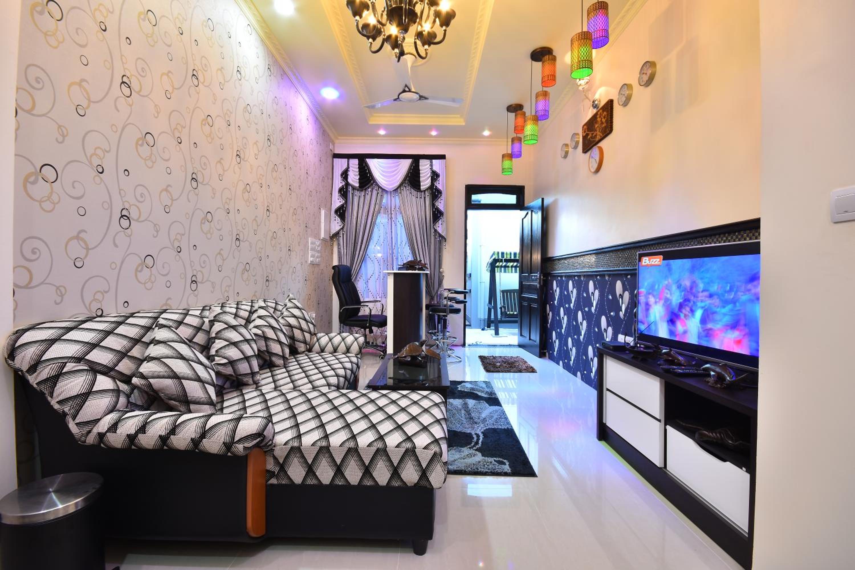 Holiday Haven Ukulhas