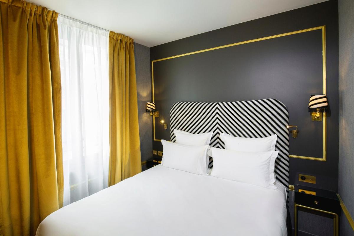 Snob Hotel 13