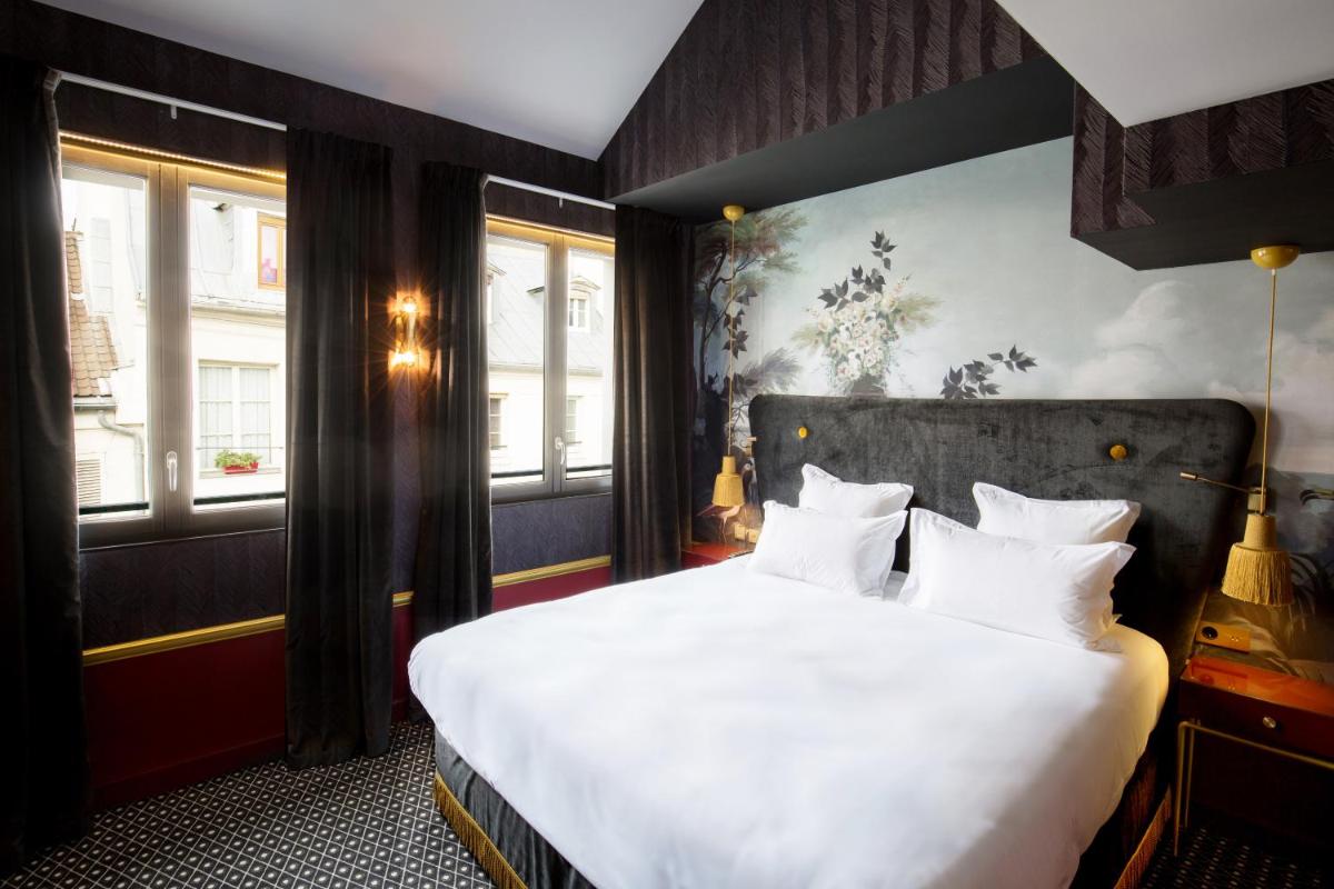 Snob Hotel 15