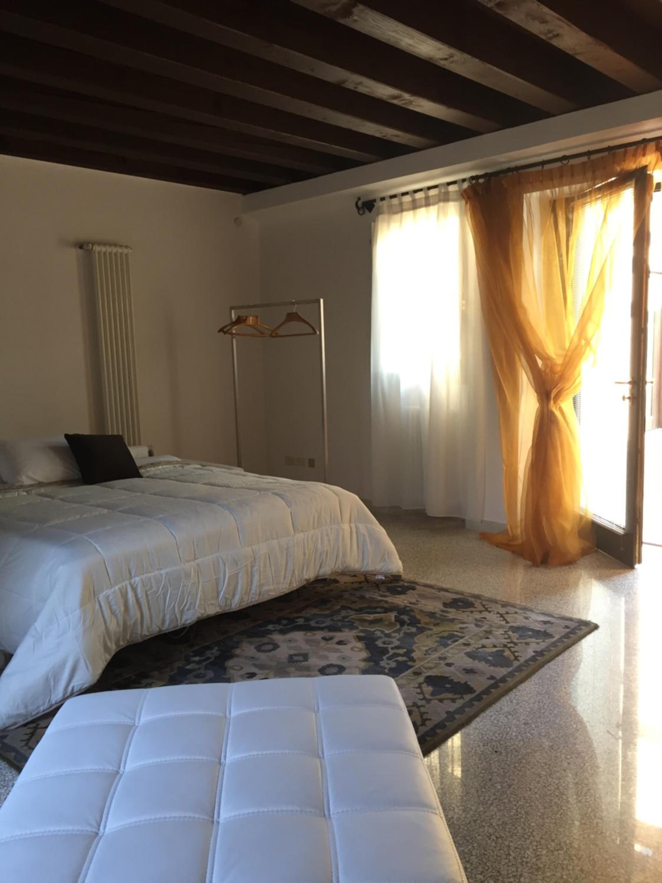 Ca' Bert Villa dei Glicini B&B