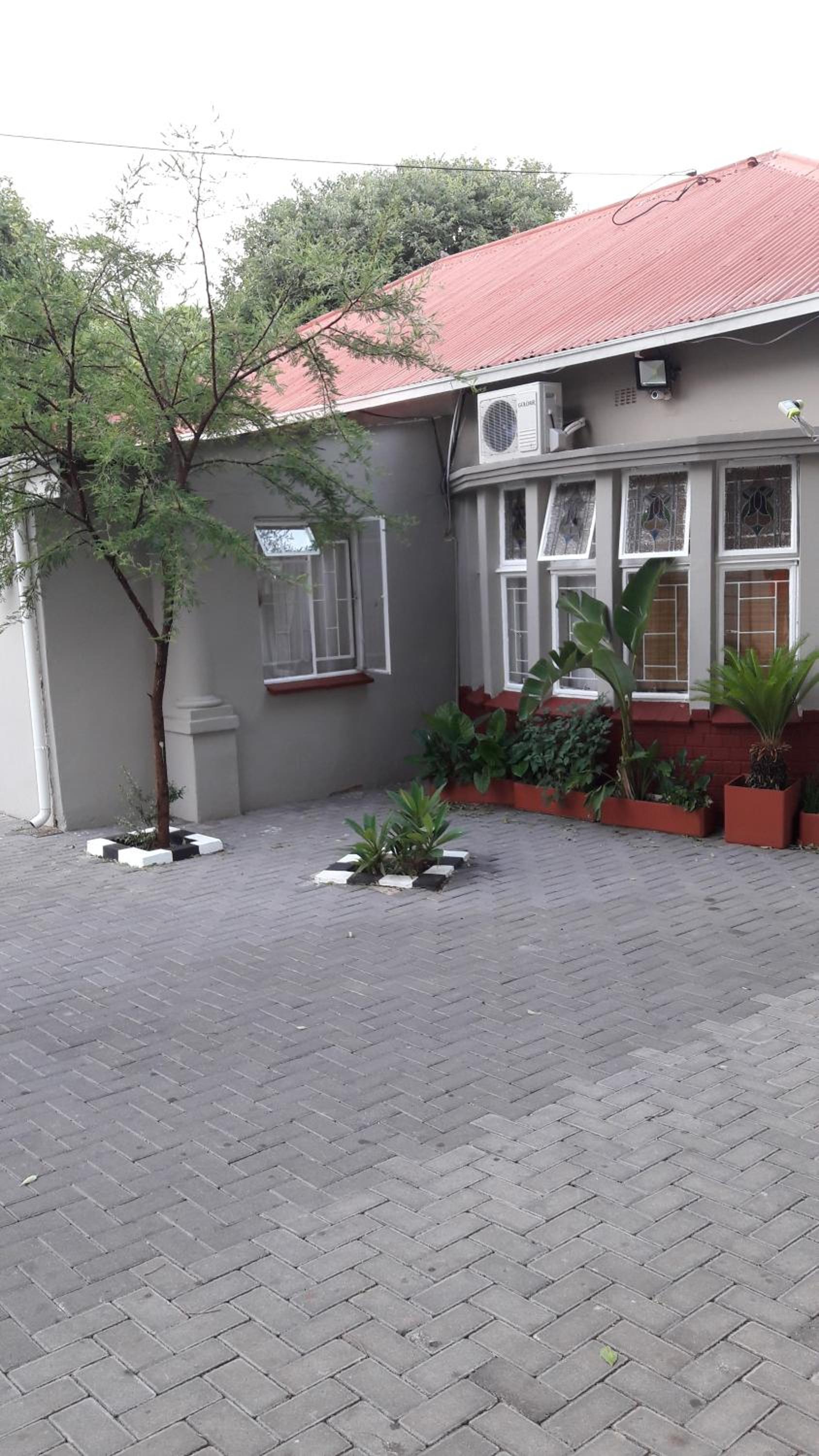 Valley Guest House