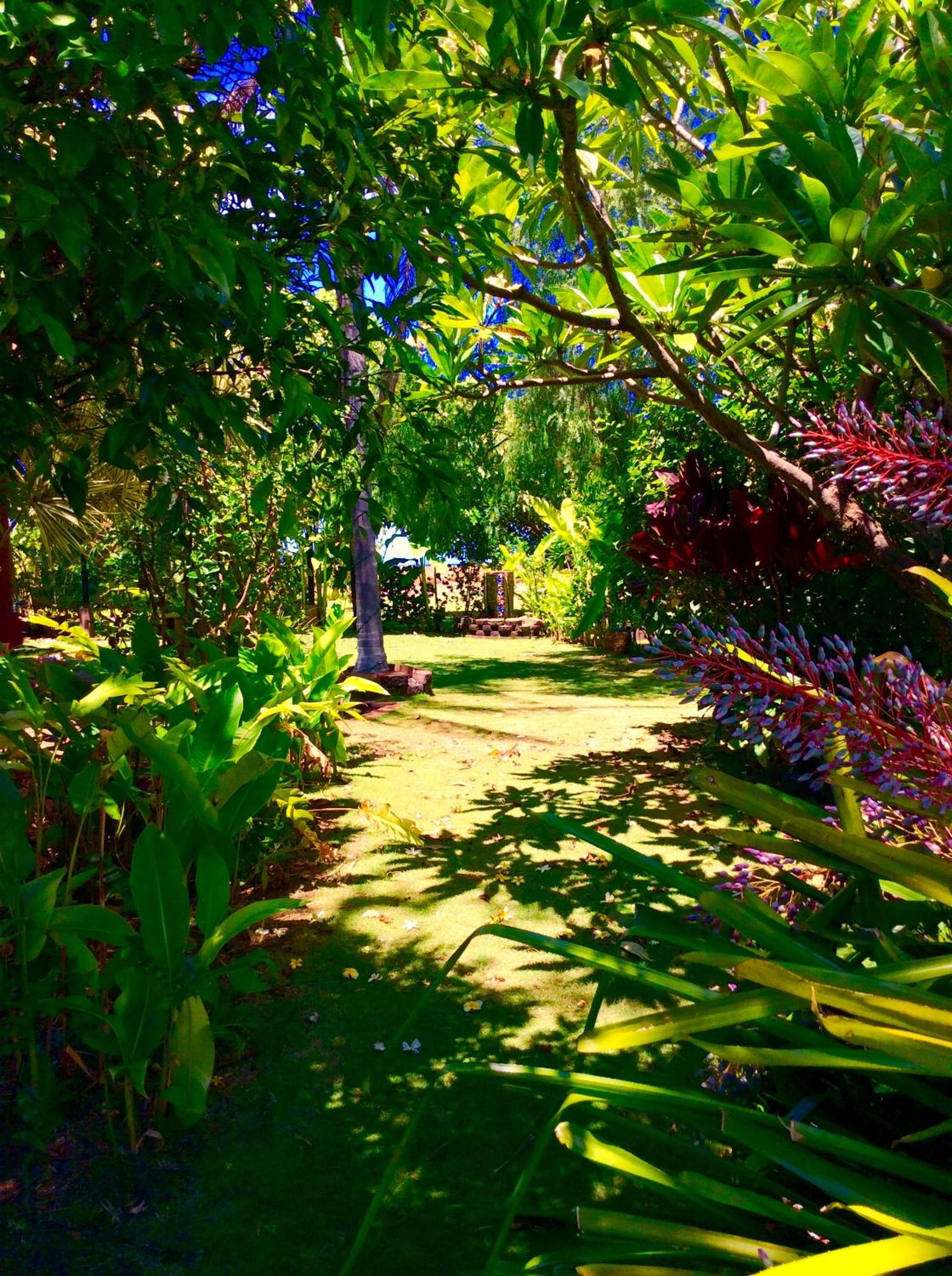 Nona Lani Cottages
