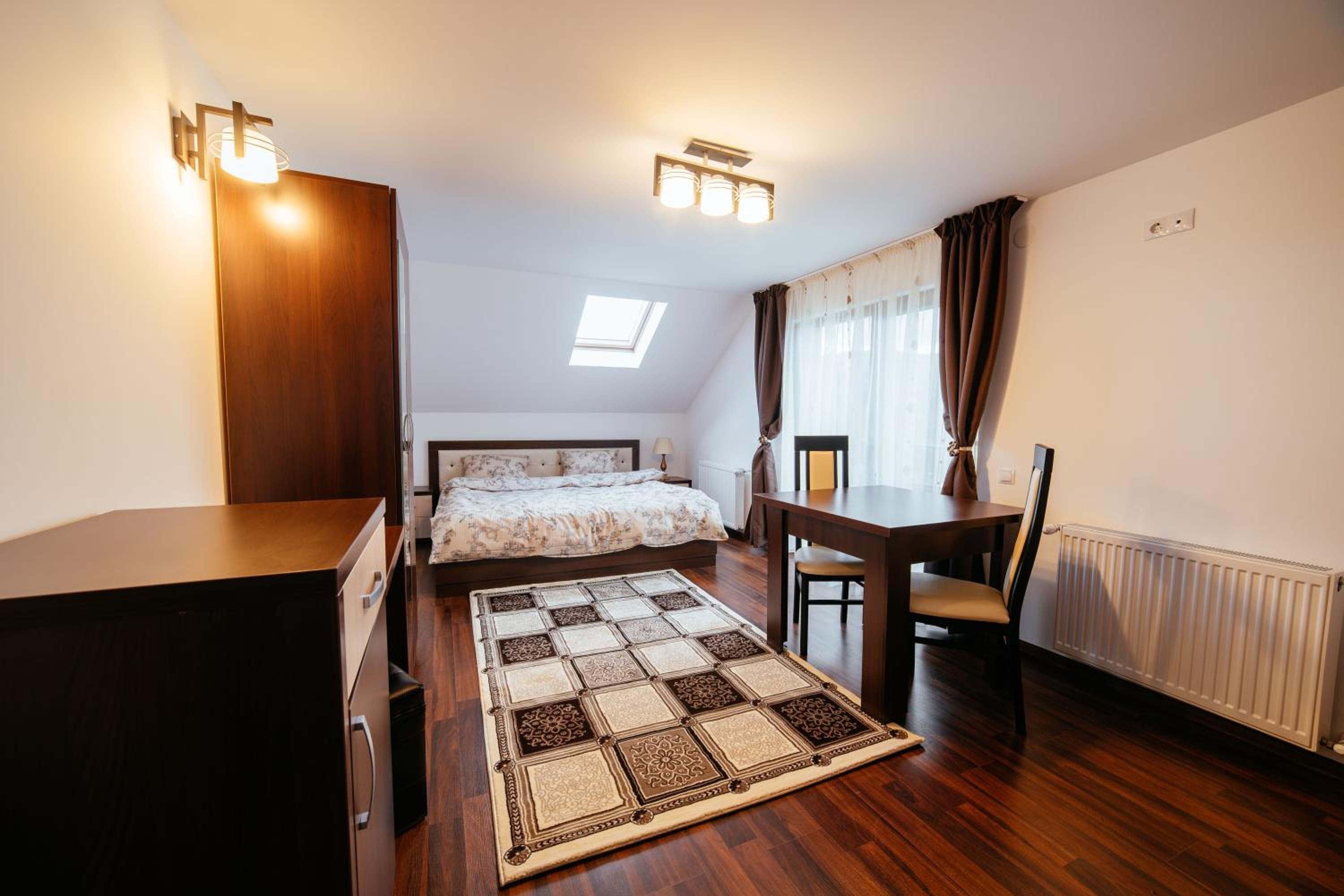 Serban Cottage view 4