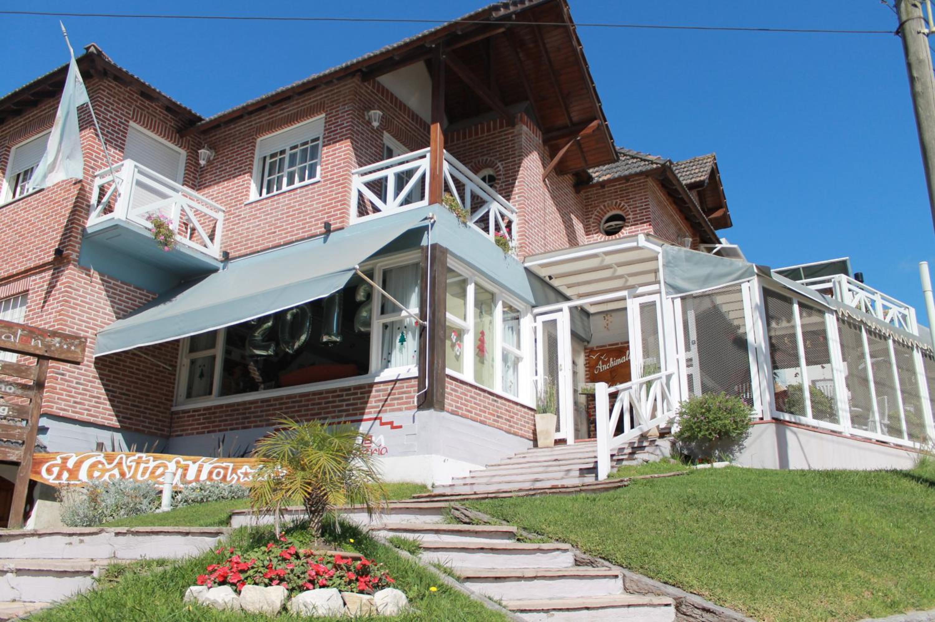 Hotel Hostería Anchimalen - Image 1