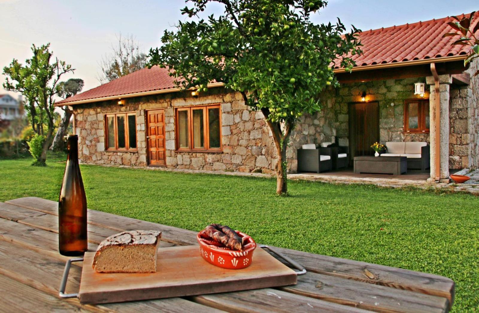 Casa de Reborido view 5