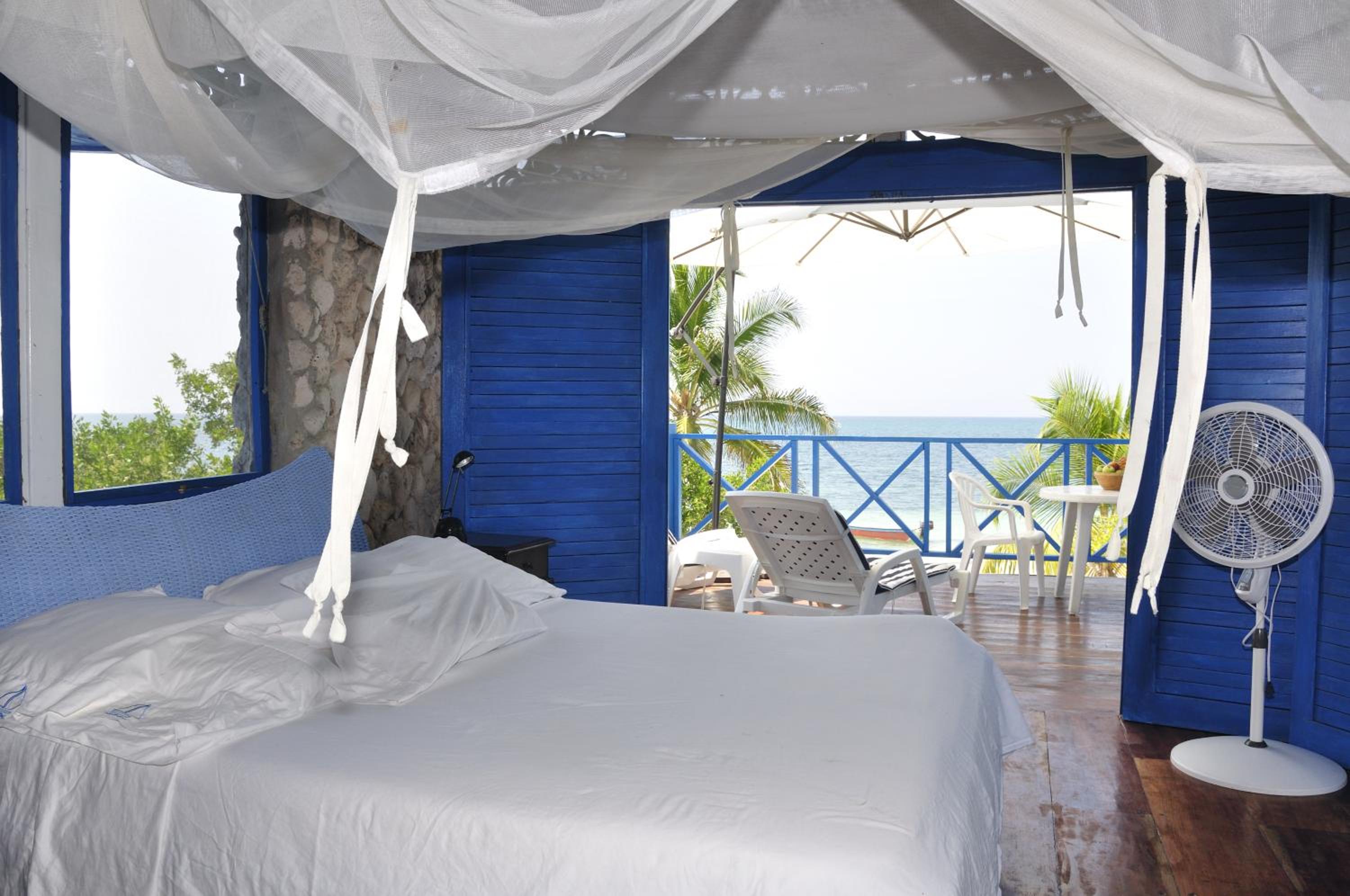 Casa Gaviota Baru Beach House