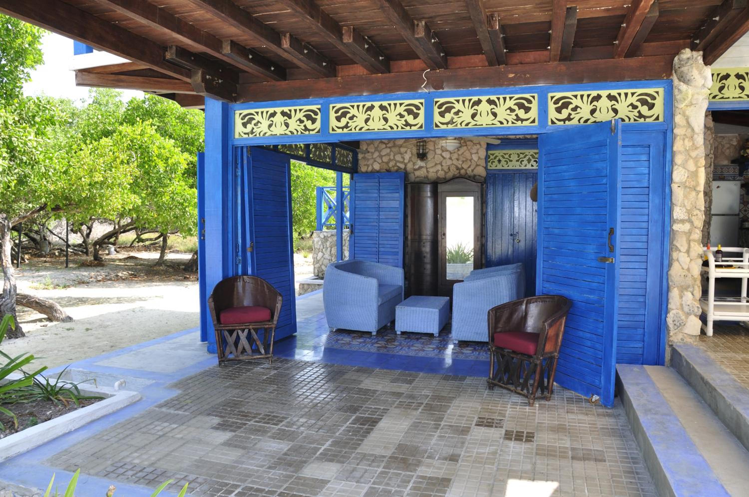 Casa Gaviota Baru Beach House