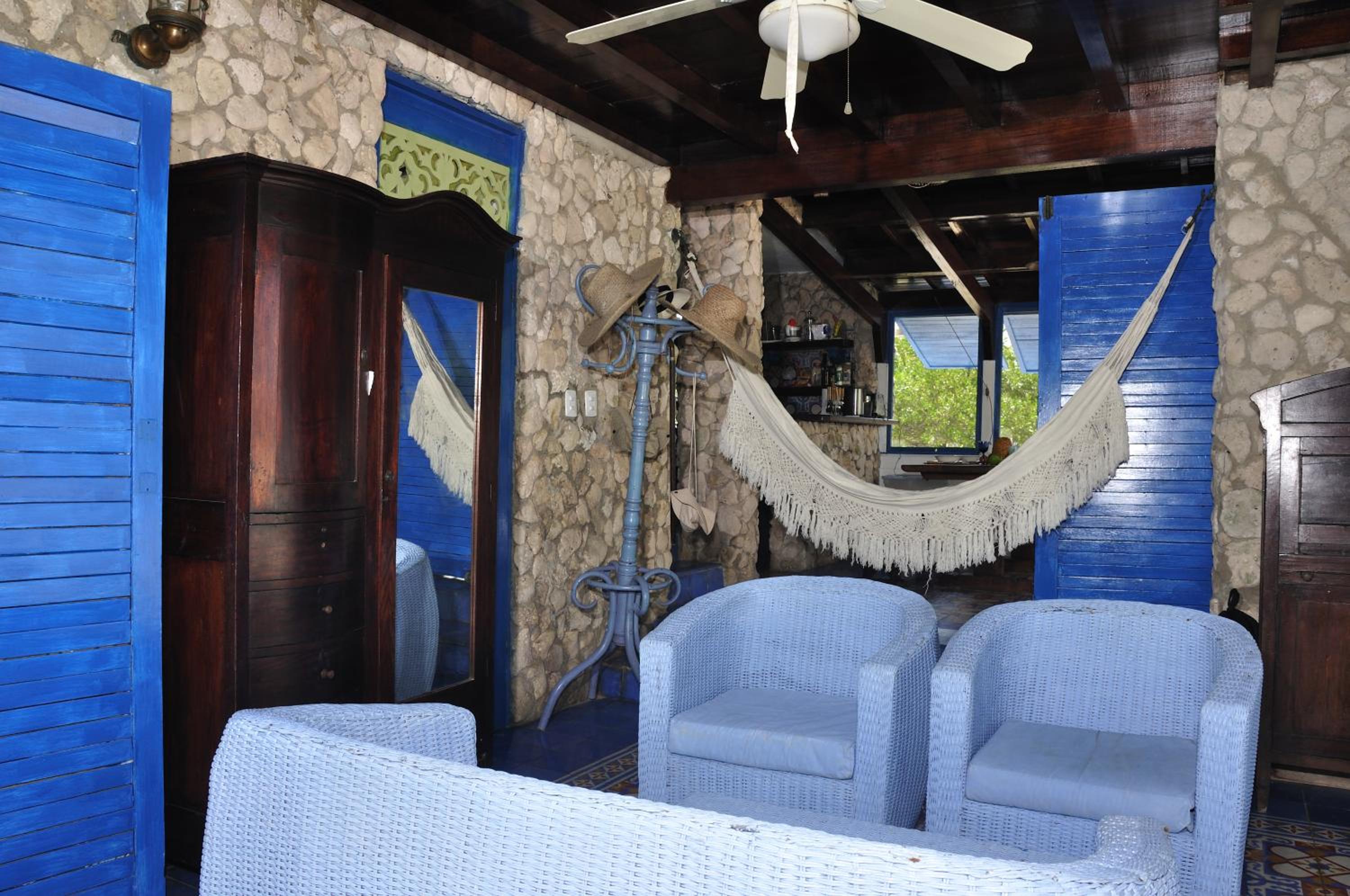Casa Gaviota Baru Beach House