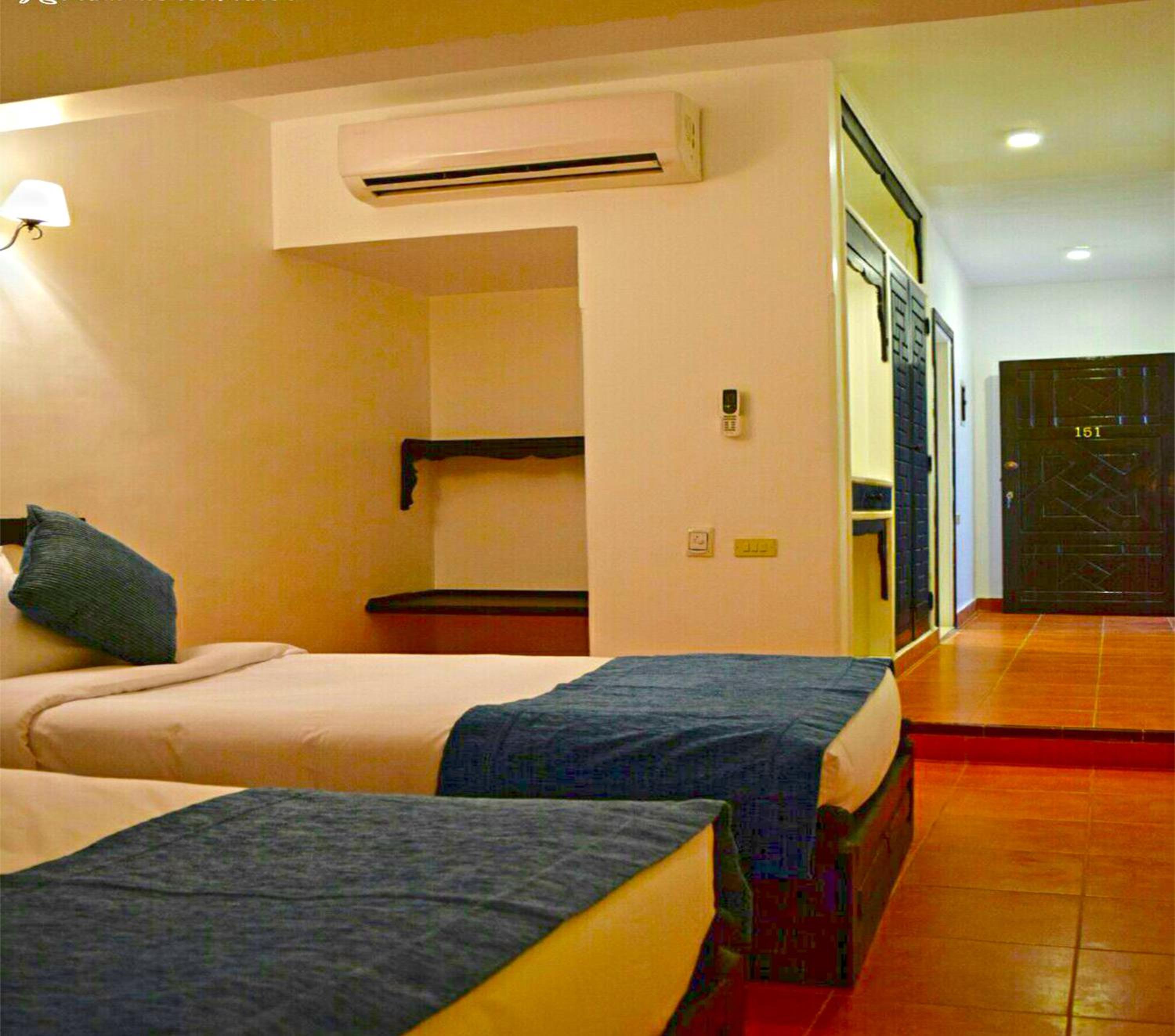 Six Corners Resort