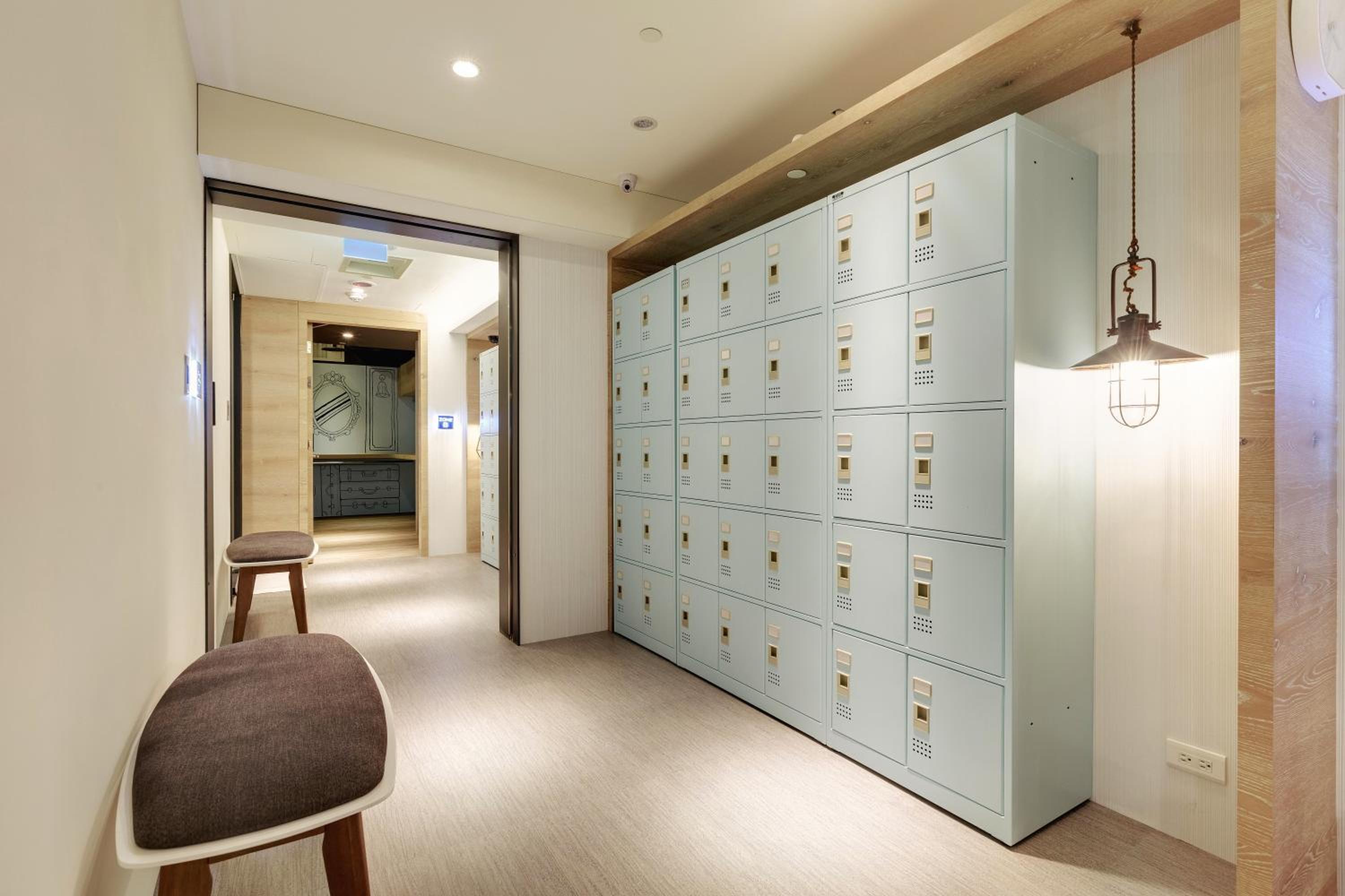 Taiwan Youth Hostel & Capsule Hotel