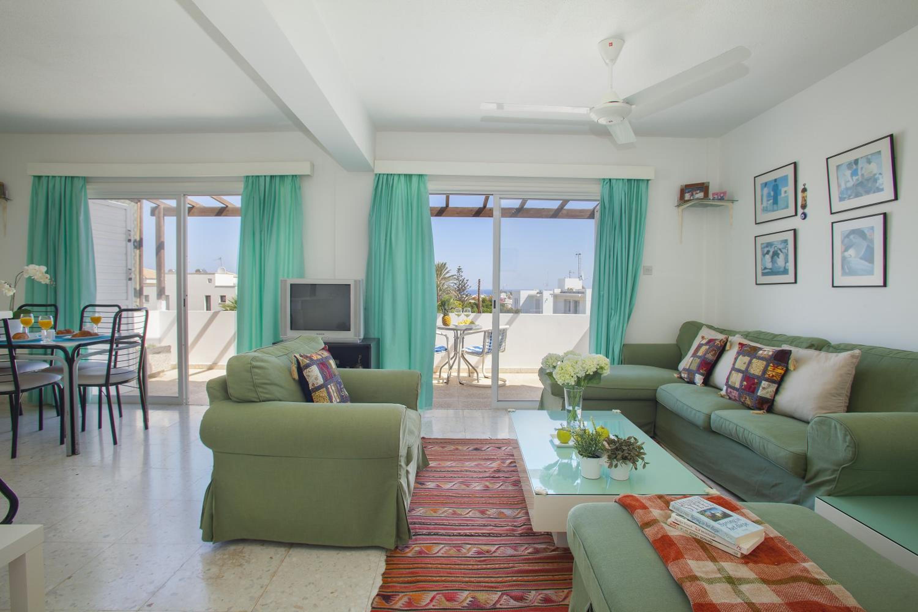 Protaras Holiday Suite Annie