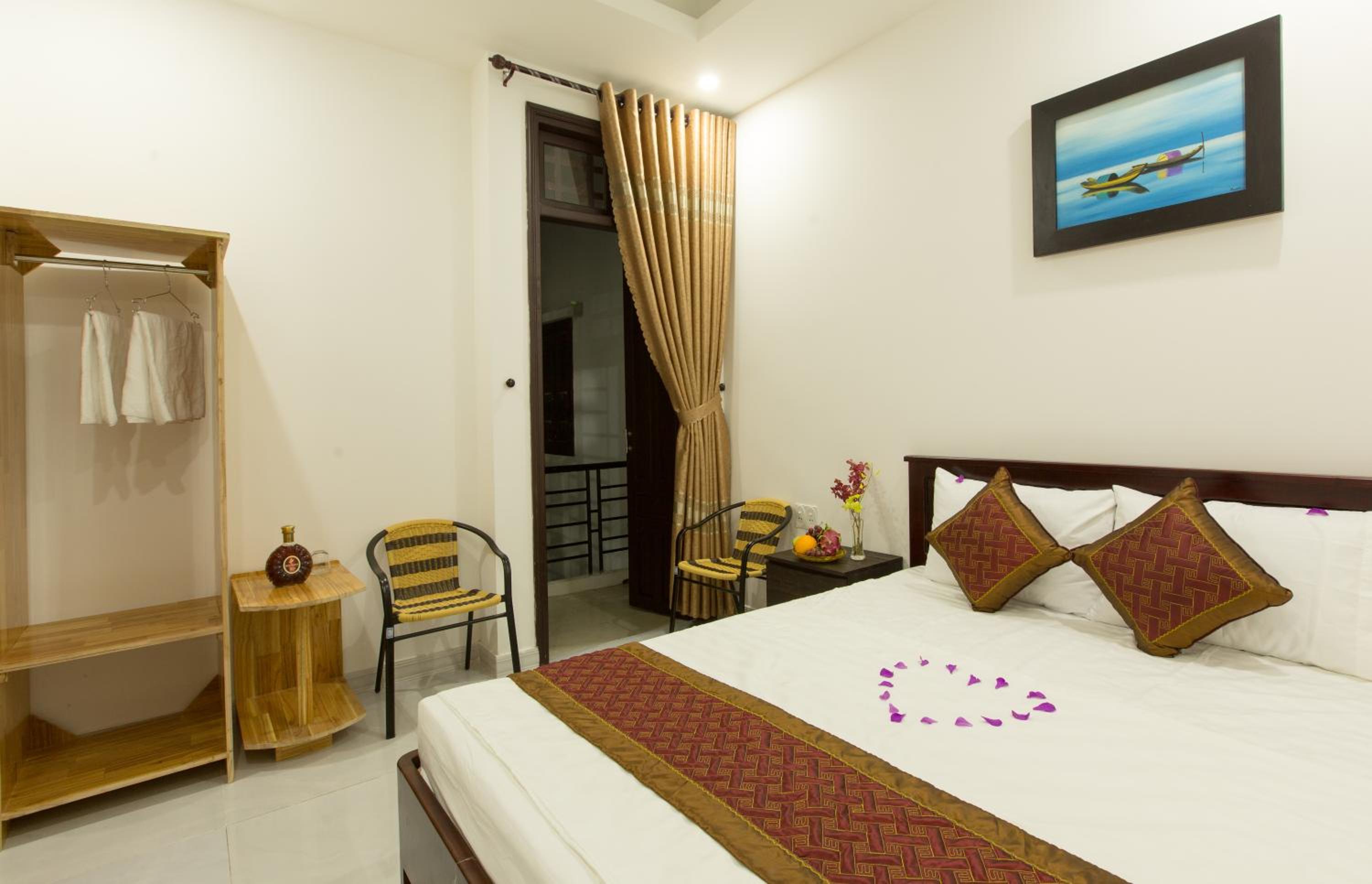 Golden Bee Homestay