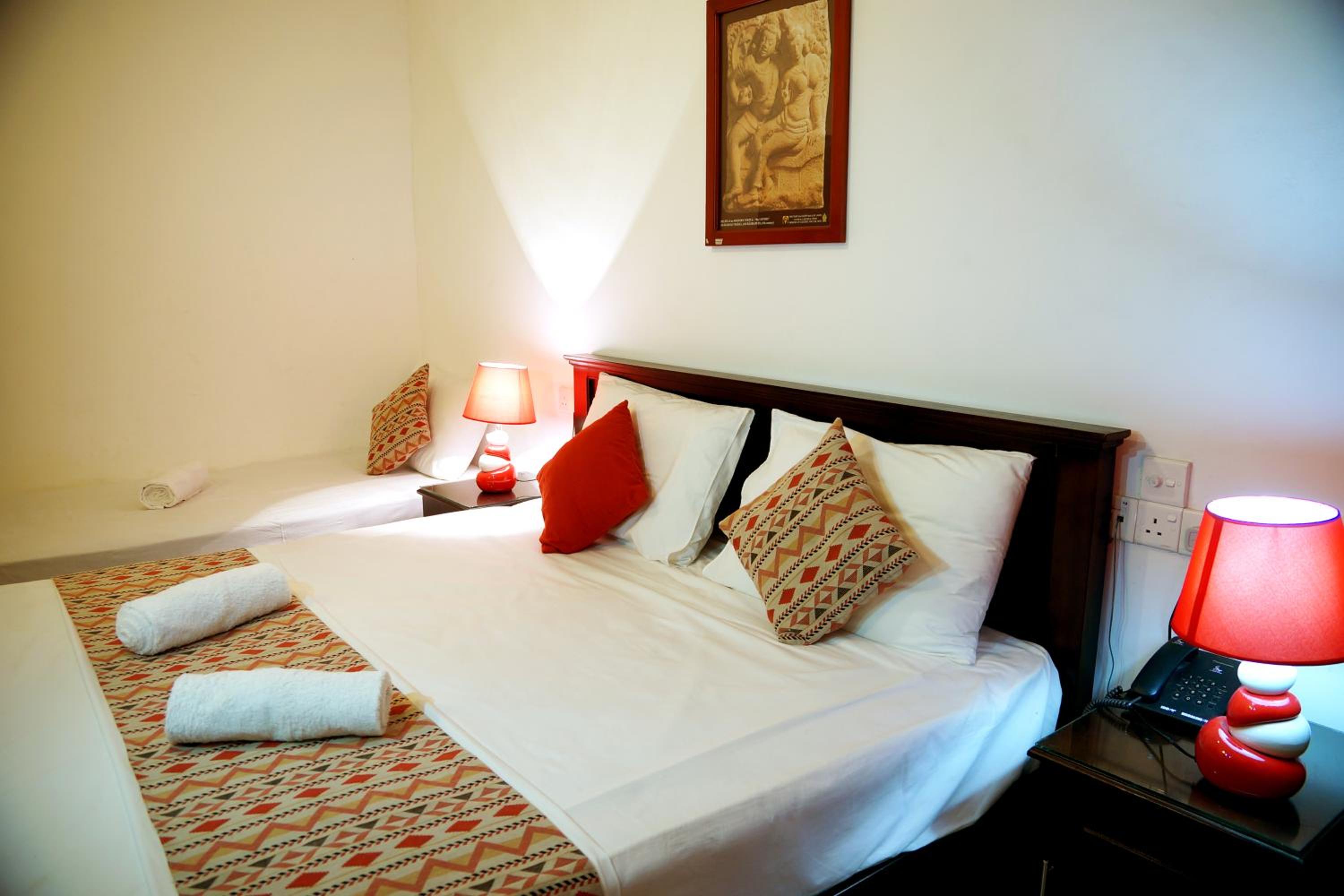 Kandy Moon Hills Hotel