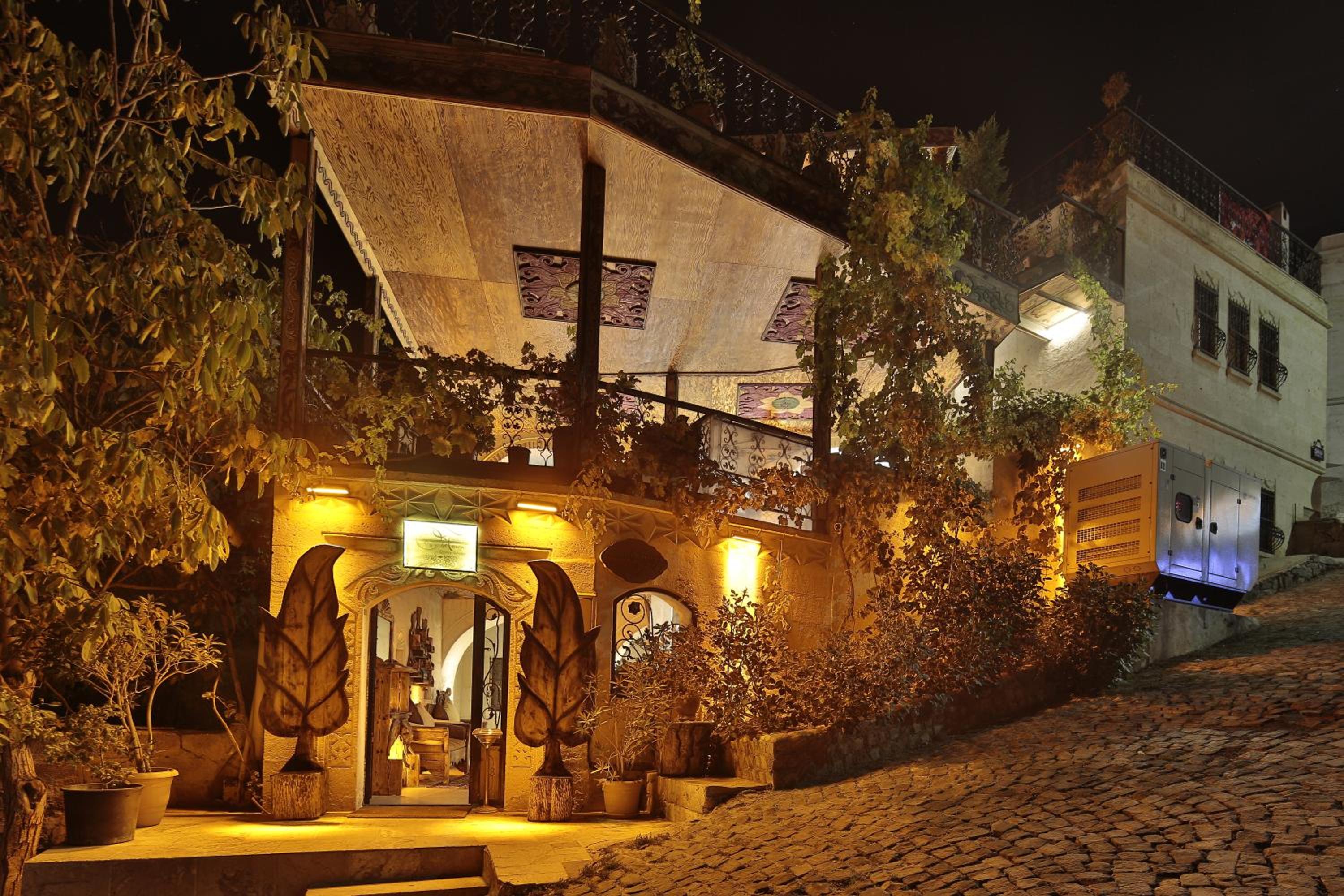 Hotel Old Town Stone House - Image 1