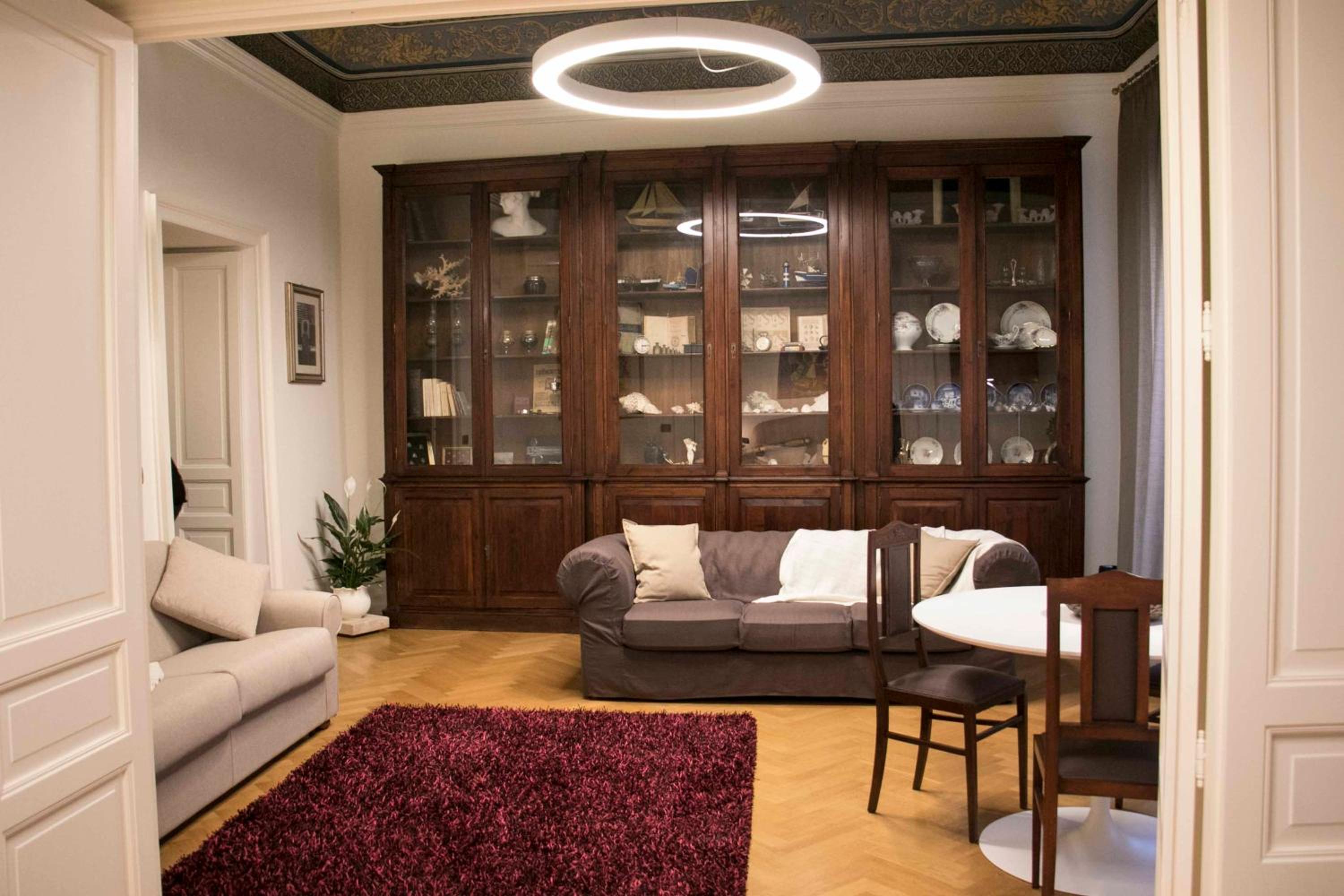Alagona House view 5