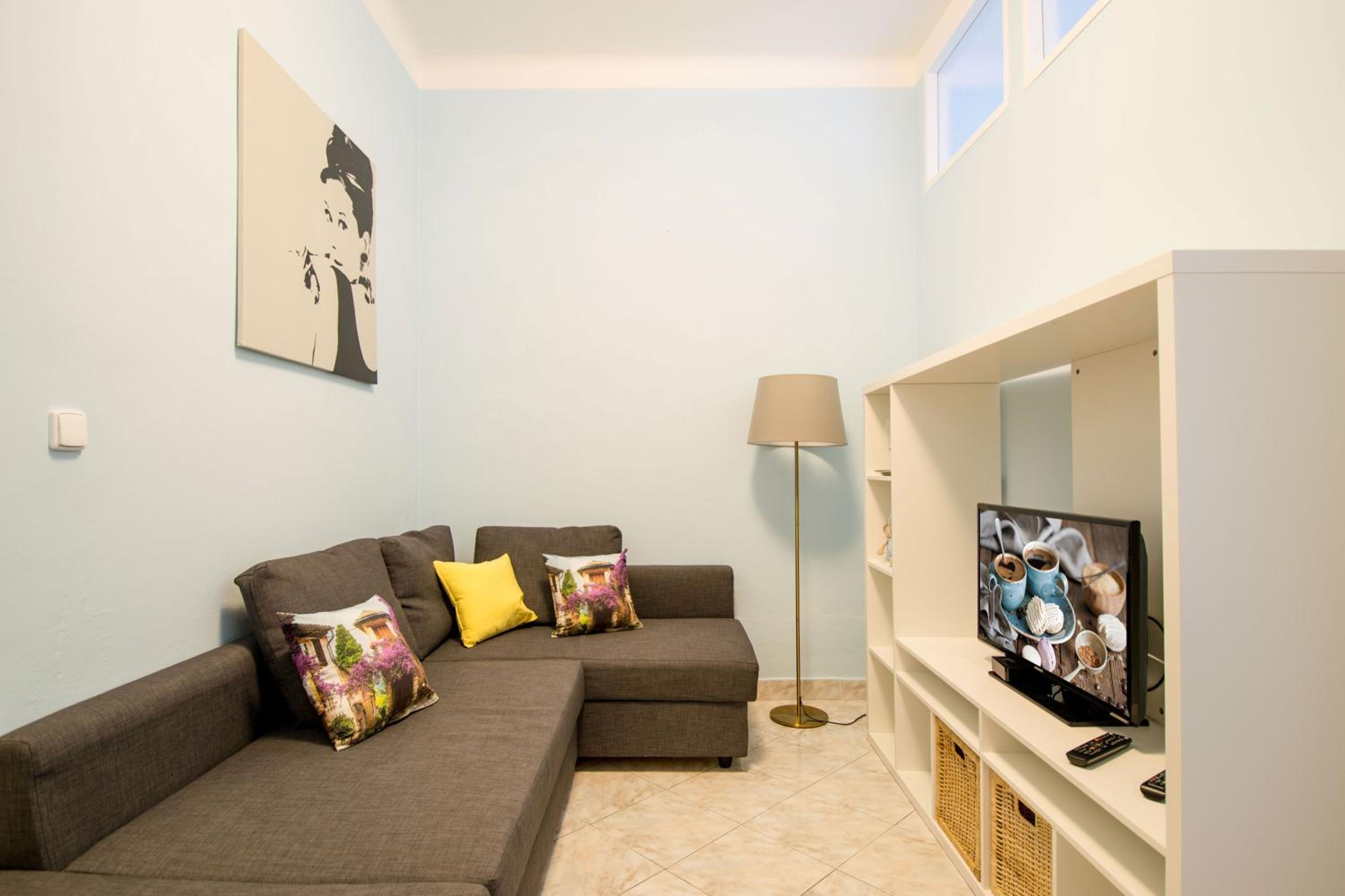 Labyrinth apartments by Ruterra