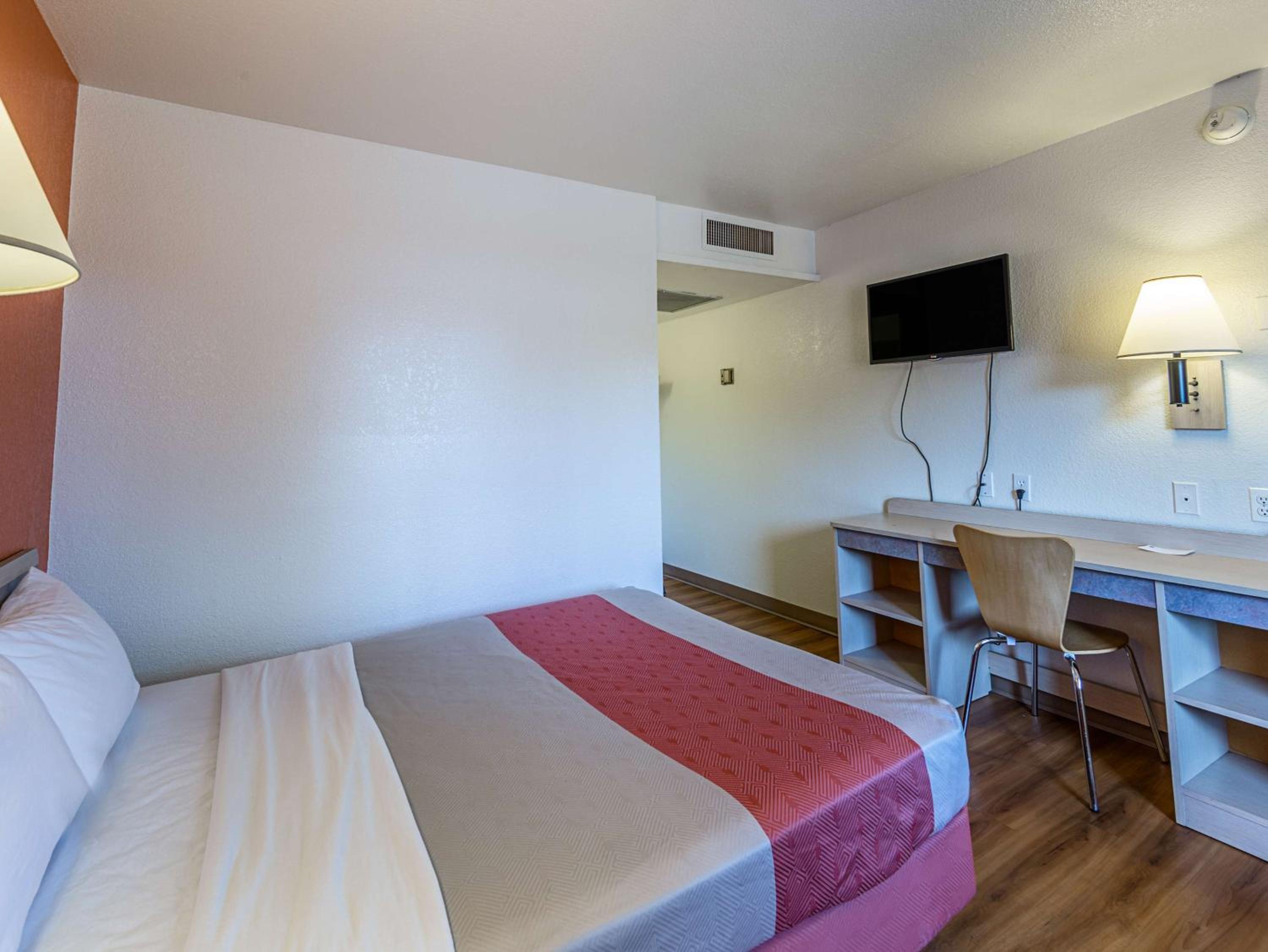 Yreka Vacations - Motel 6-Yreka, CA - Property Image 10