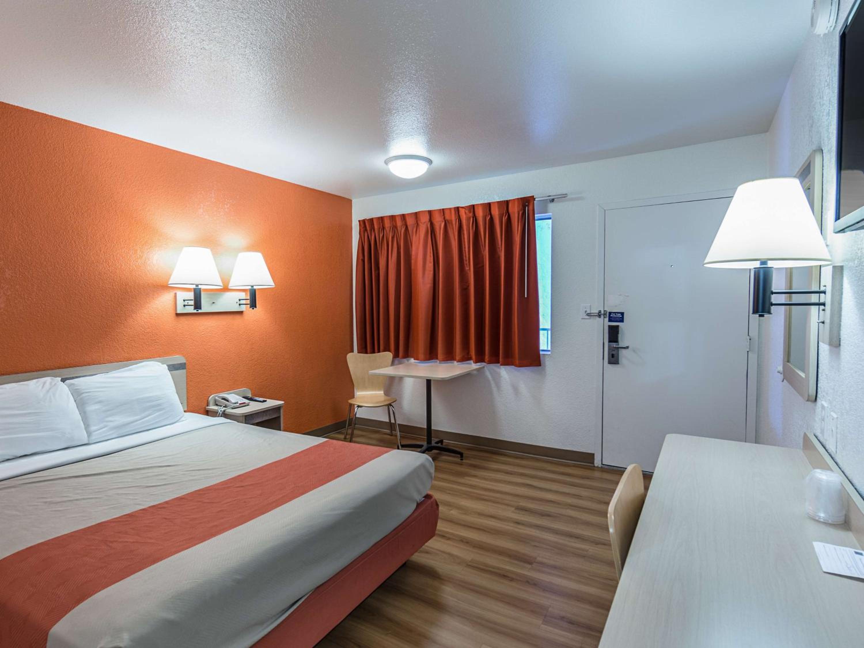 Yreka Vacations - Motel 6-Yreka, CA - Property Image 7