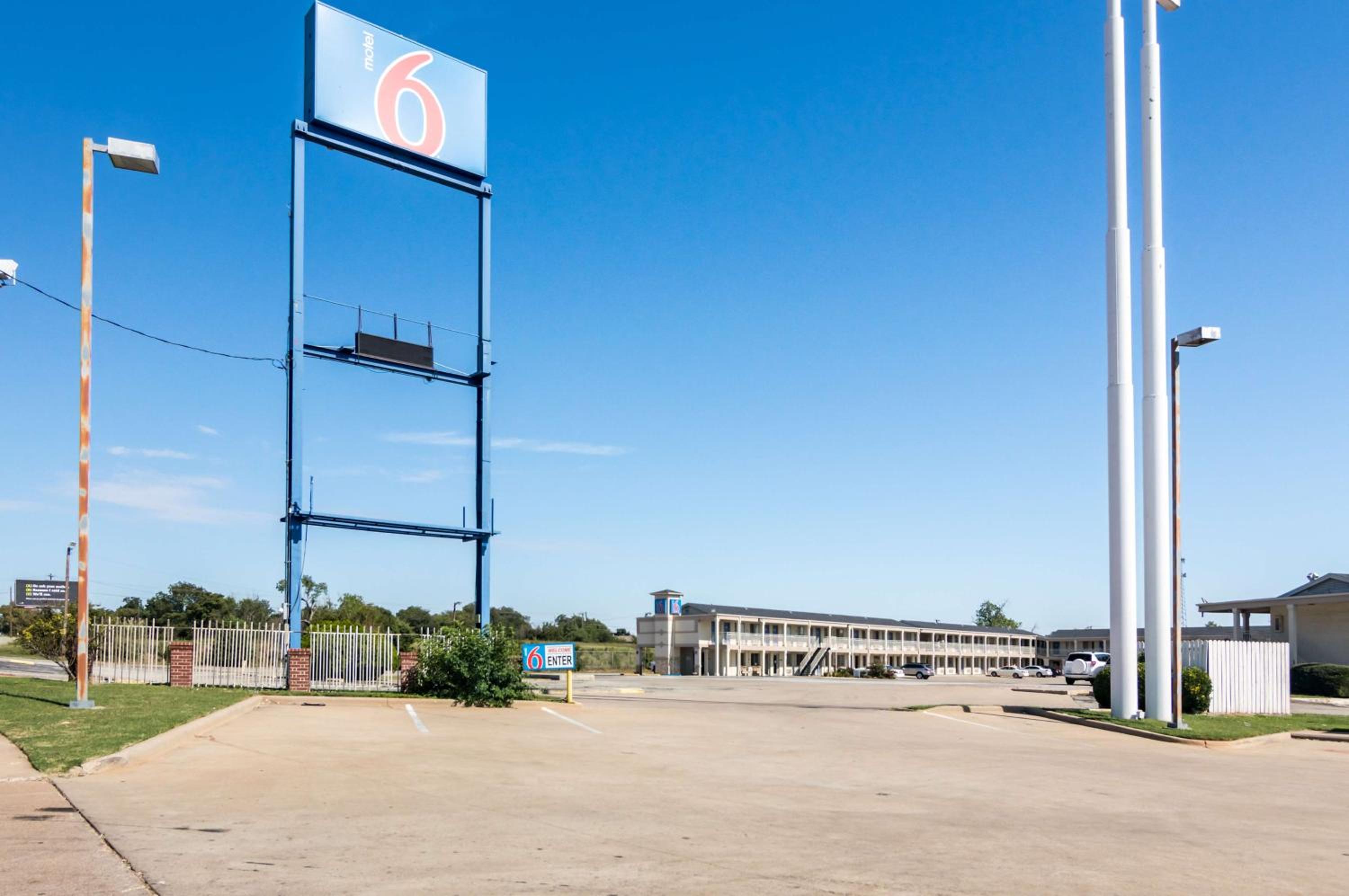 Motel 6-Wichita Falls, TX - North