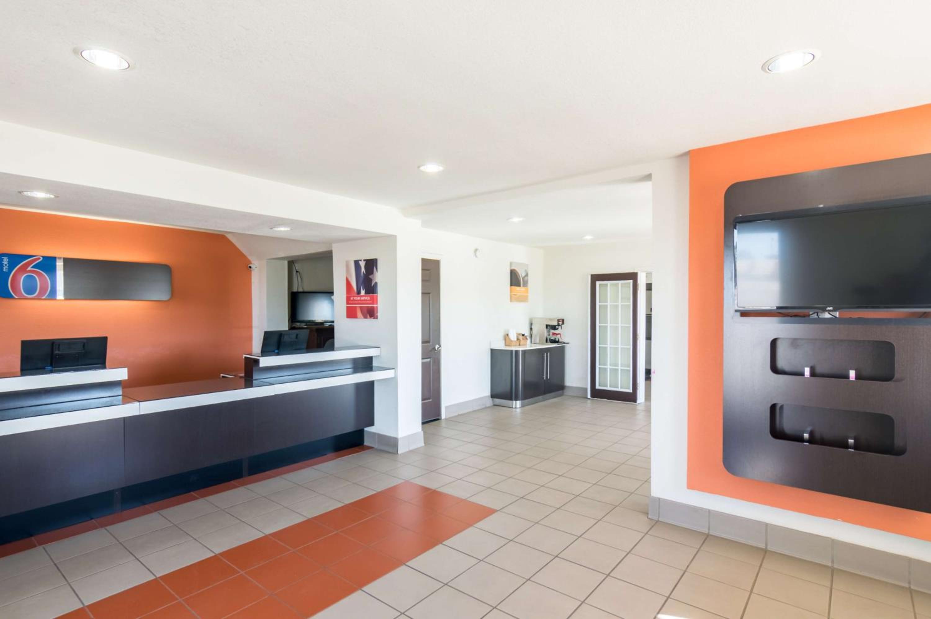 Motel 6-Wichita Falls, TX - North