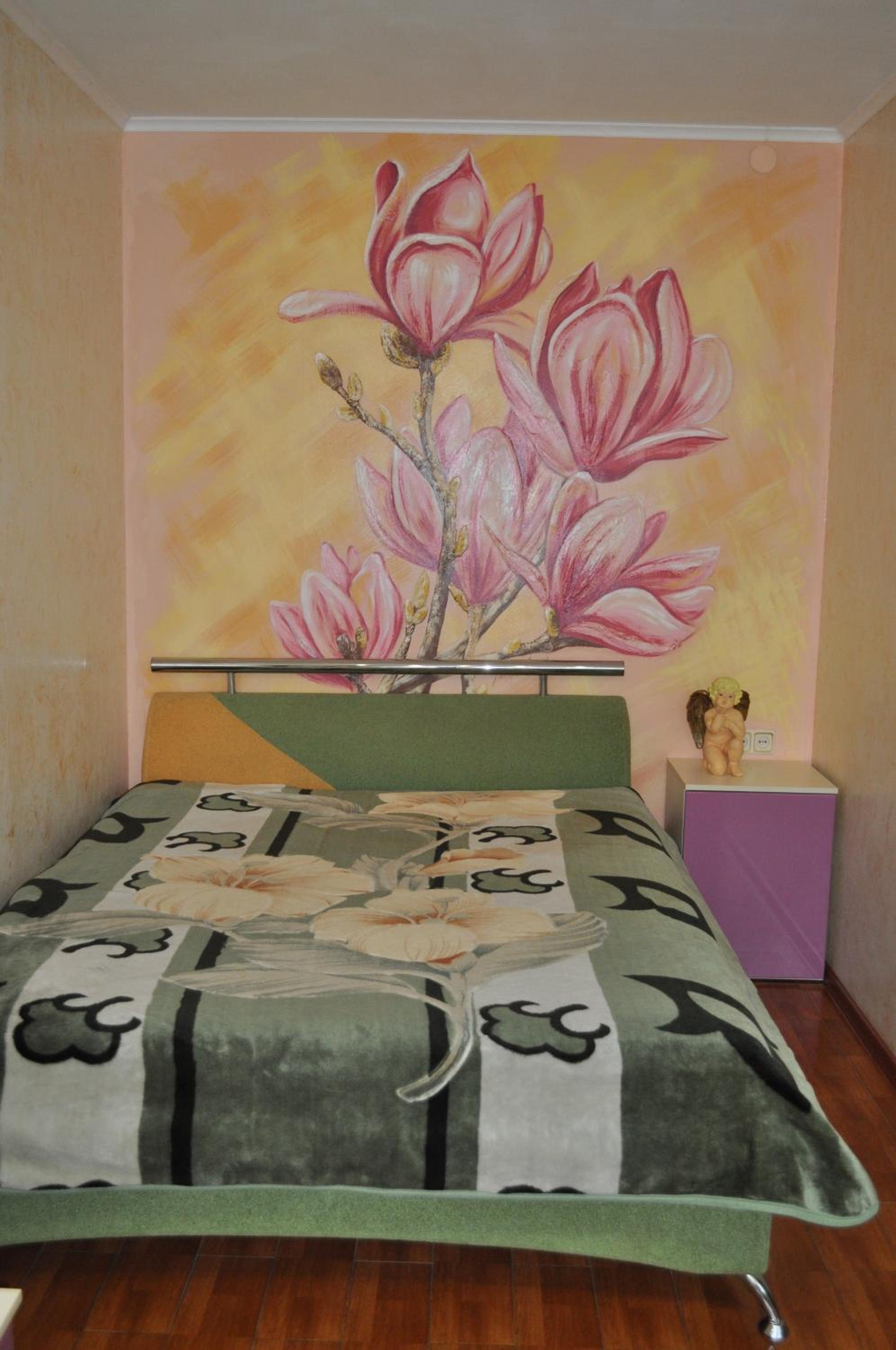 Apartment on Oleksandra Polia Avenue 110 view 2