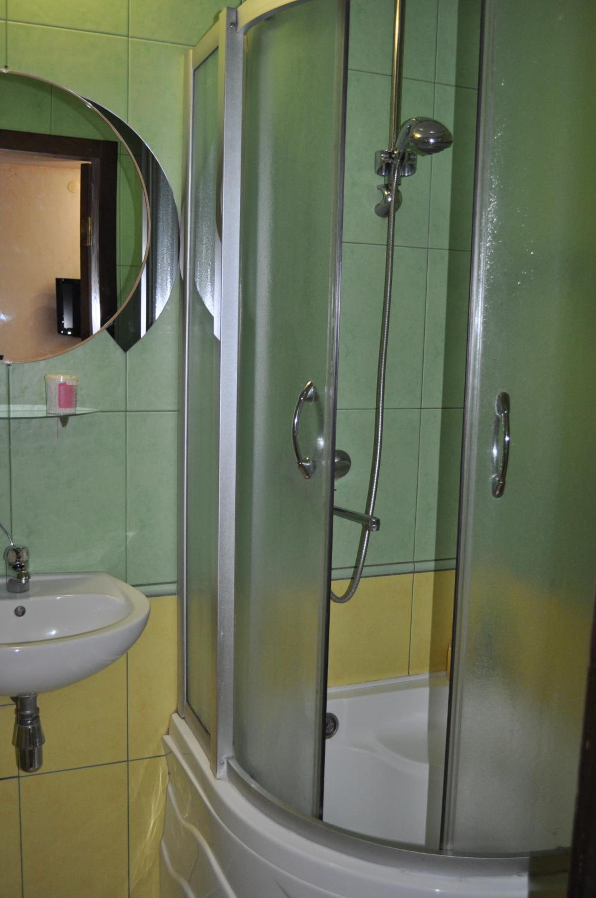 Apartment on Oleksandra Polia Avenue 110 view 5