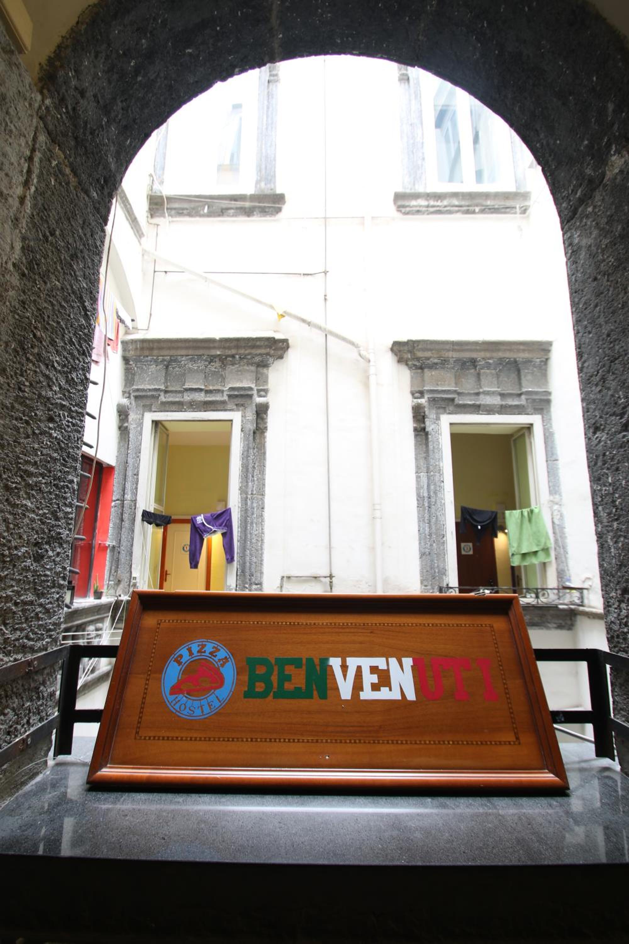 Naples Pizza Hostel
