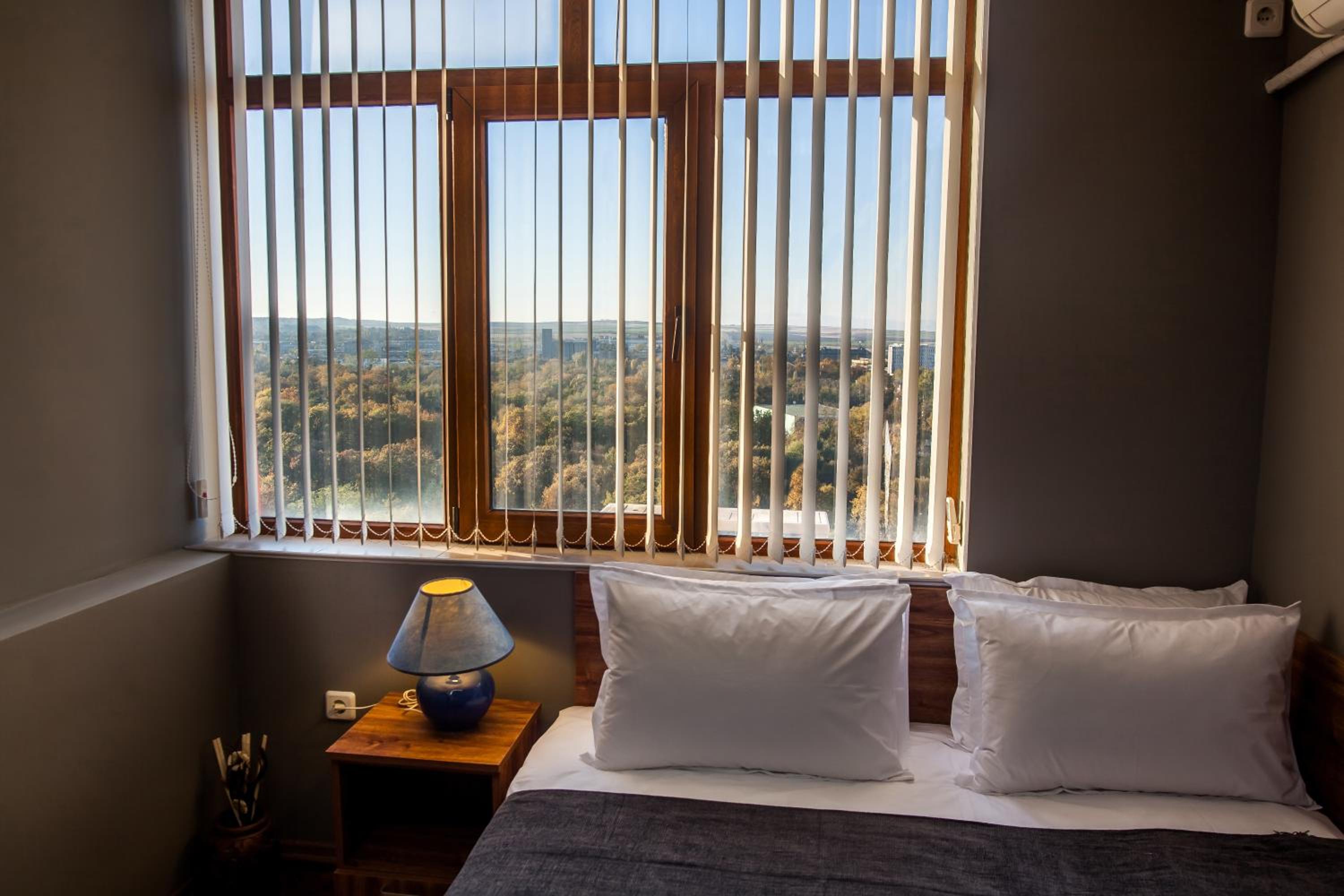 Panorama Top Floor Rooms in Hotel Tundzha