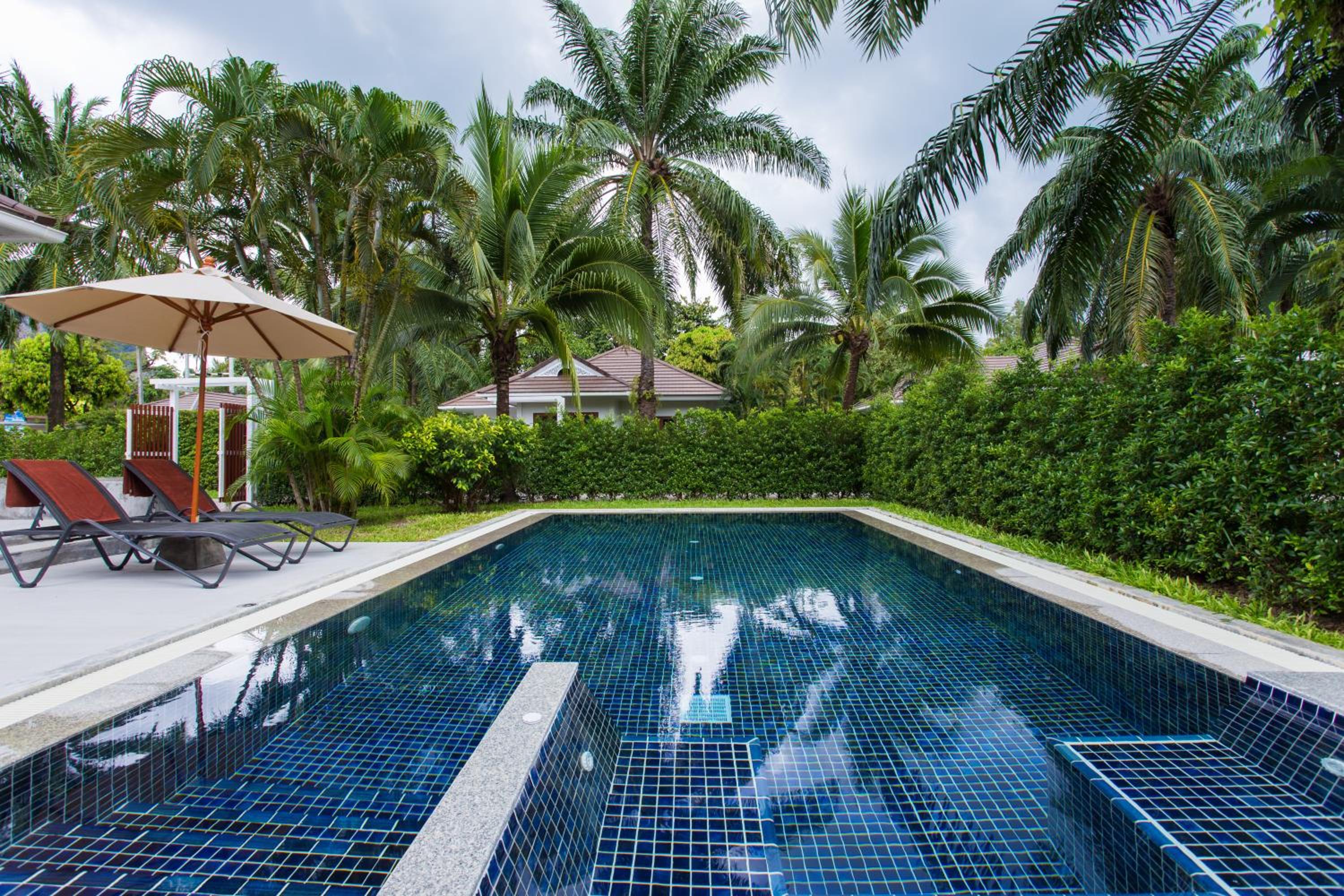 Alisea Pool Villa Aonang