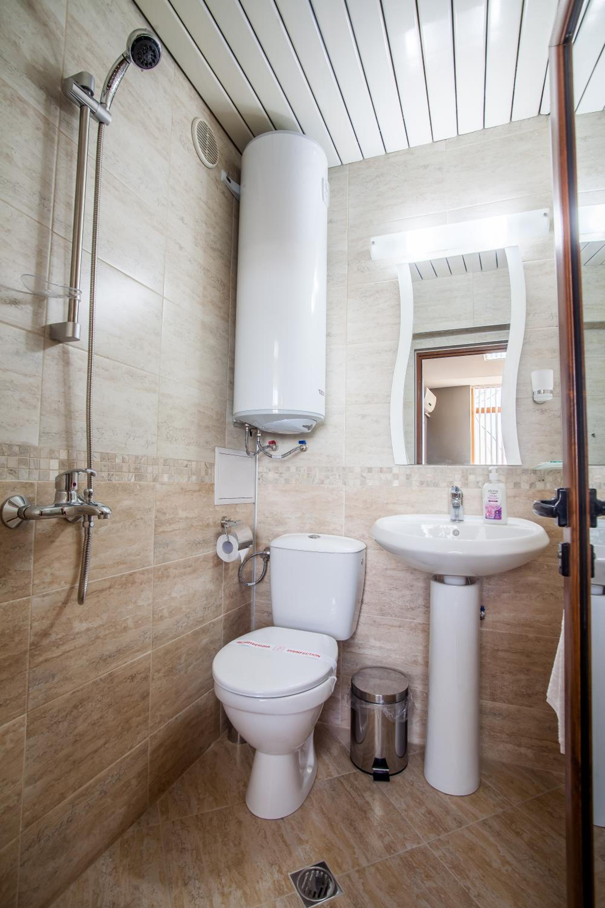 Panorama Top Floor Rooms in Hotel Tundzha