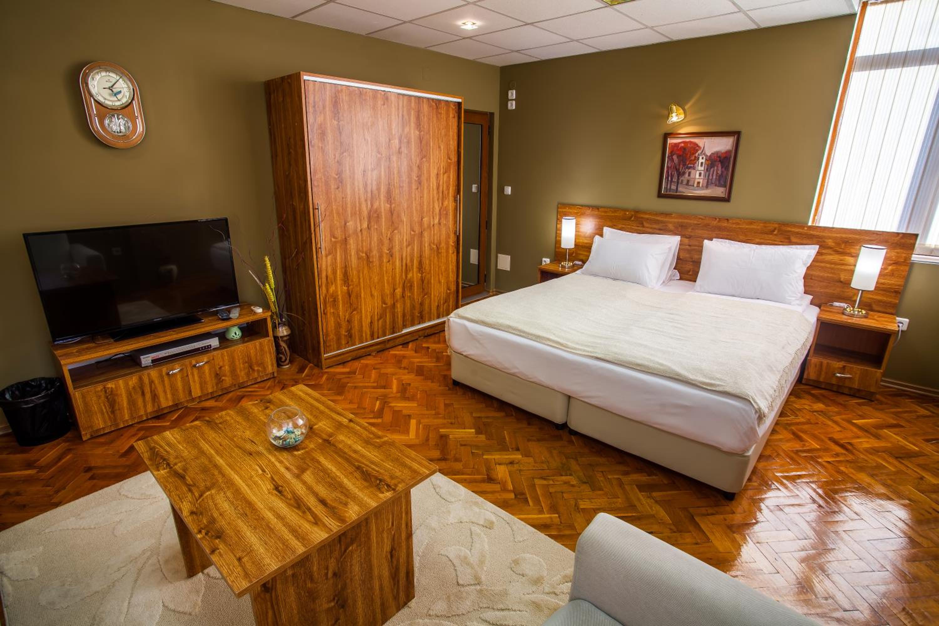 Panorama Top Floor Rooms in Hotel Tundzha