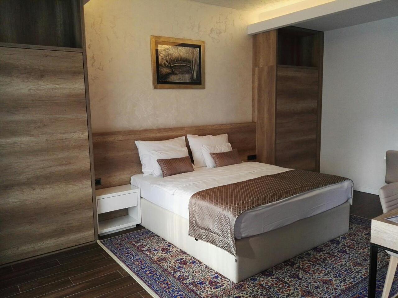 Villas and apartments Oaza