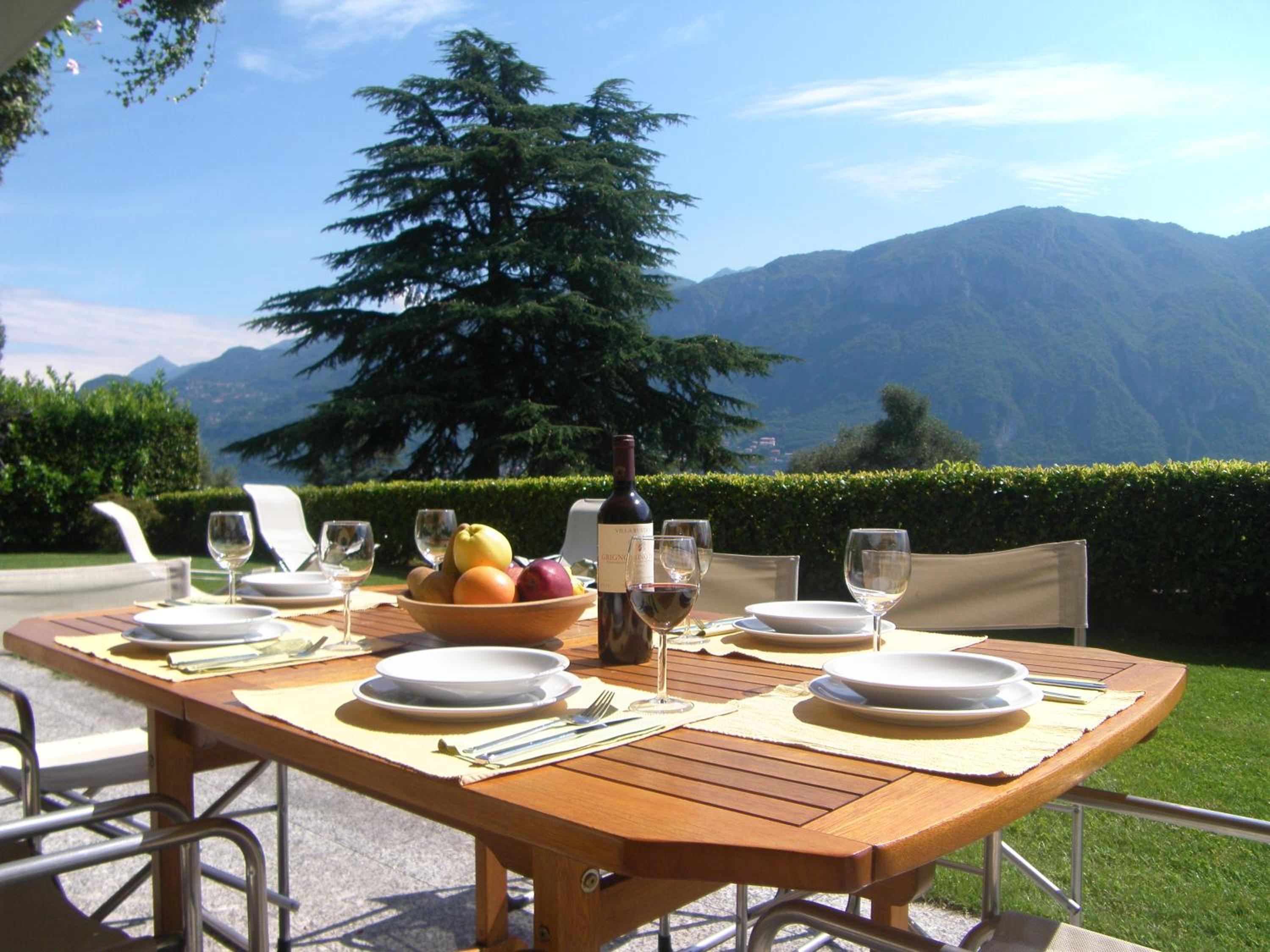 Villa dei Fiori view 2