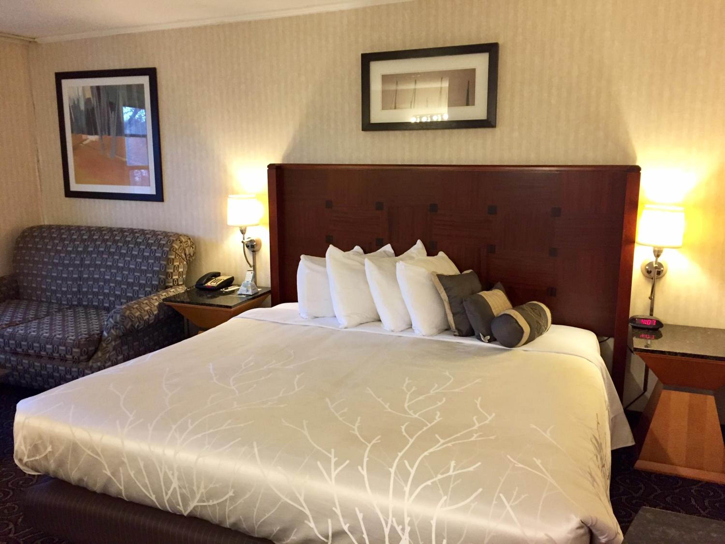 Brattleboro Vacations - The Black Mountain Inn - Property Image 36