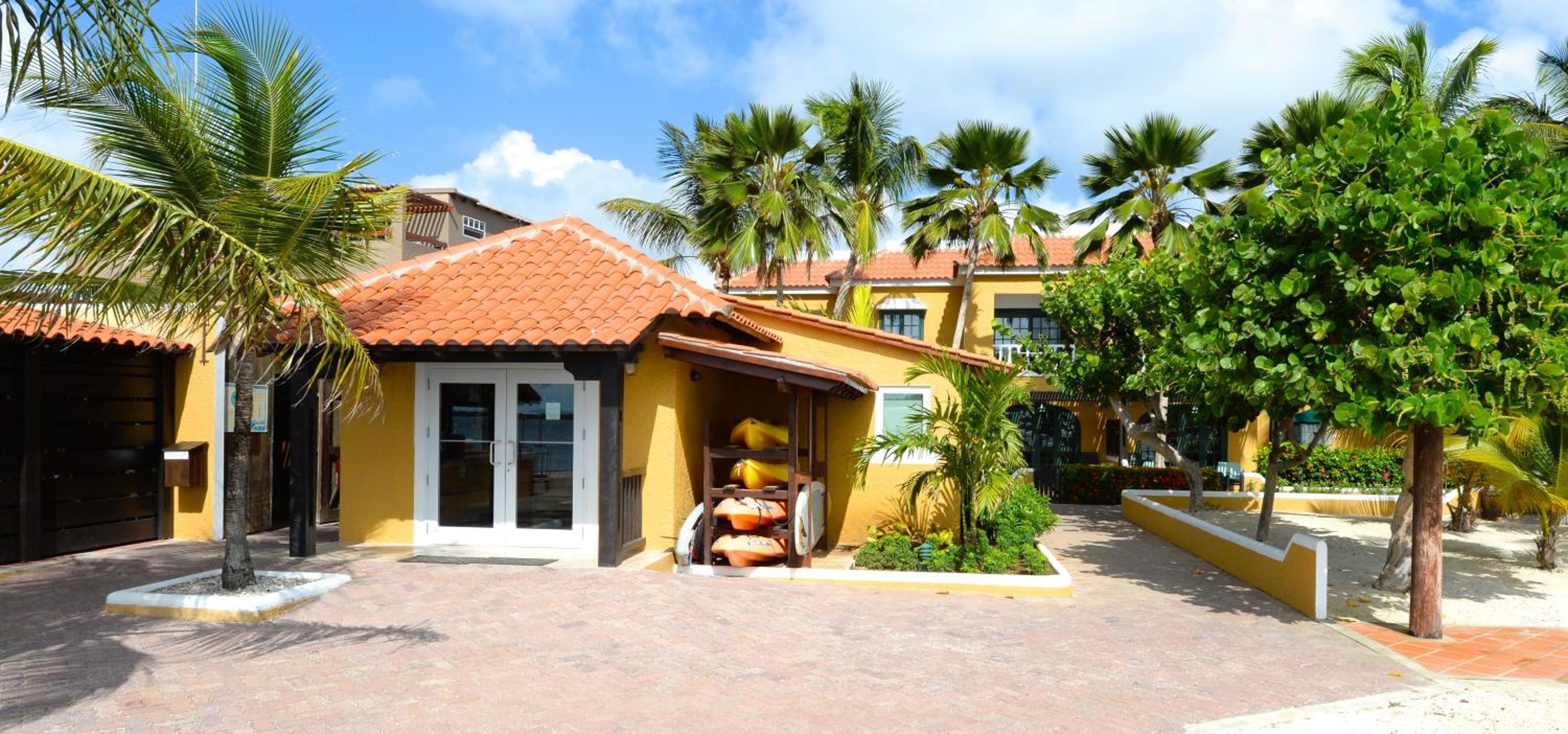 Harbour Village Beach Club