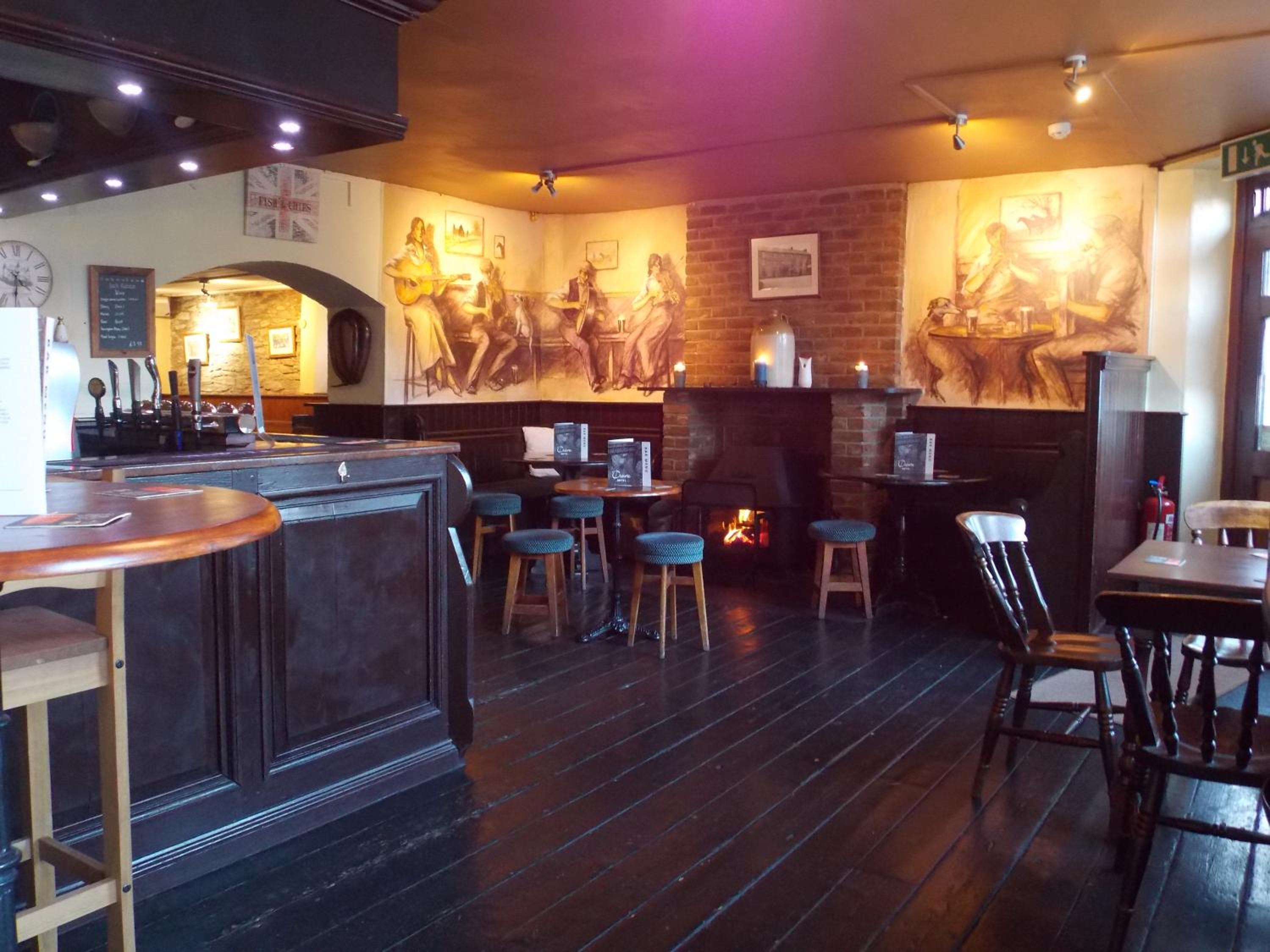 Lynton Vacations - The Crown Hotel - Property Image 9