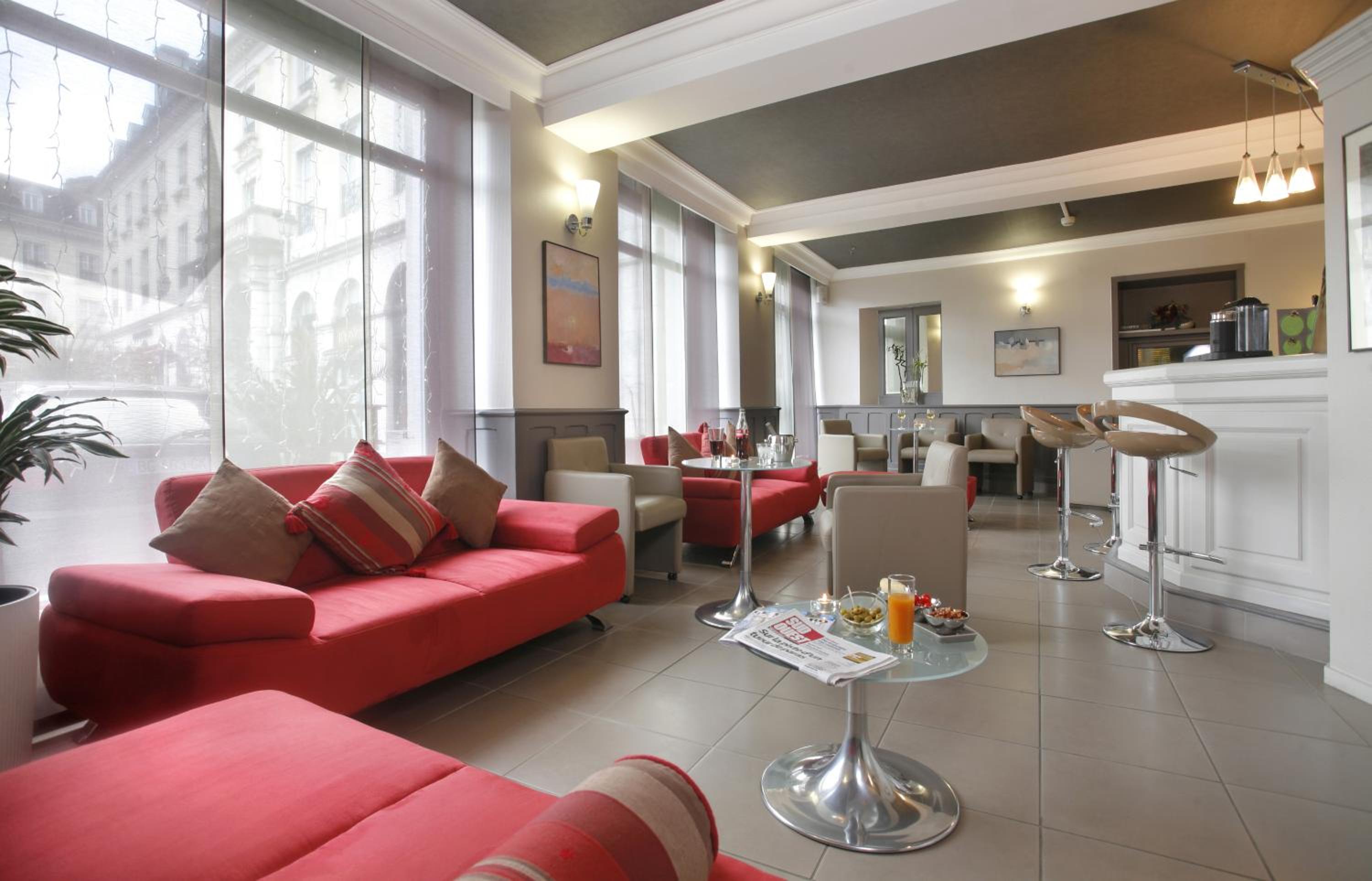 Pau Vacations - Hotel De Gramont - Property Image 4