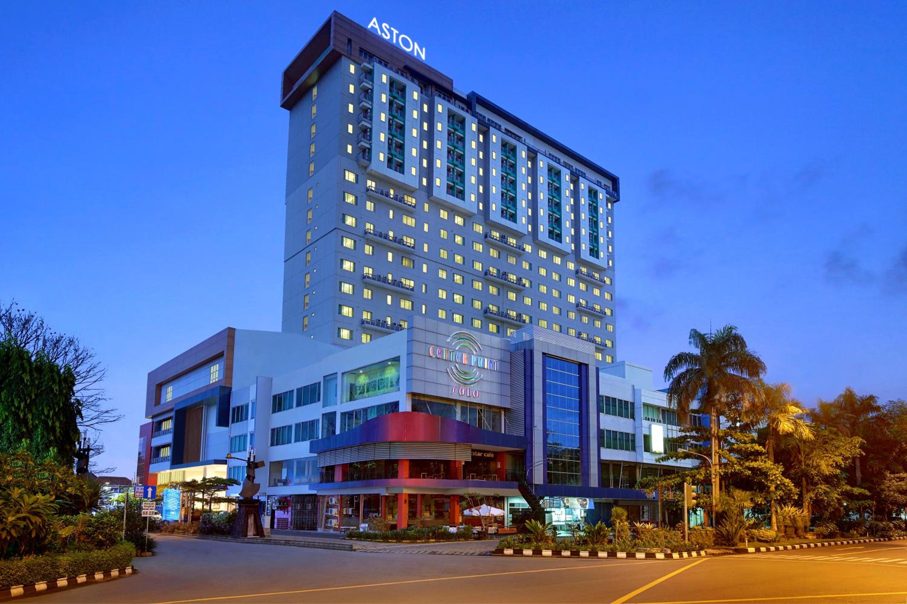 Solo Vacations - Aston Solo Hotel - Property Image 1