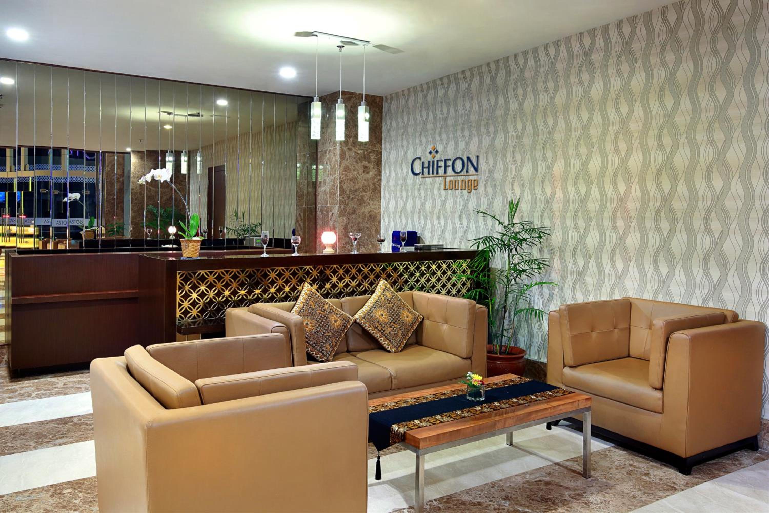 Solo Vacations - Aston Solo Hotel - Property Image 8